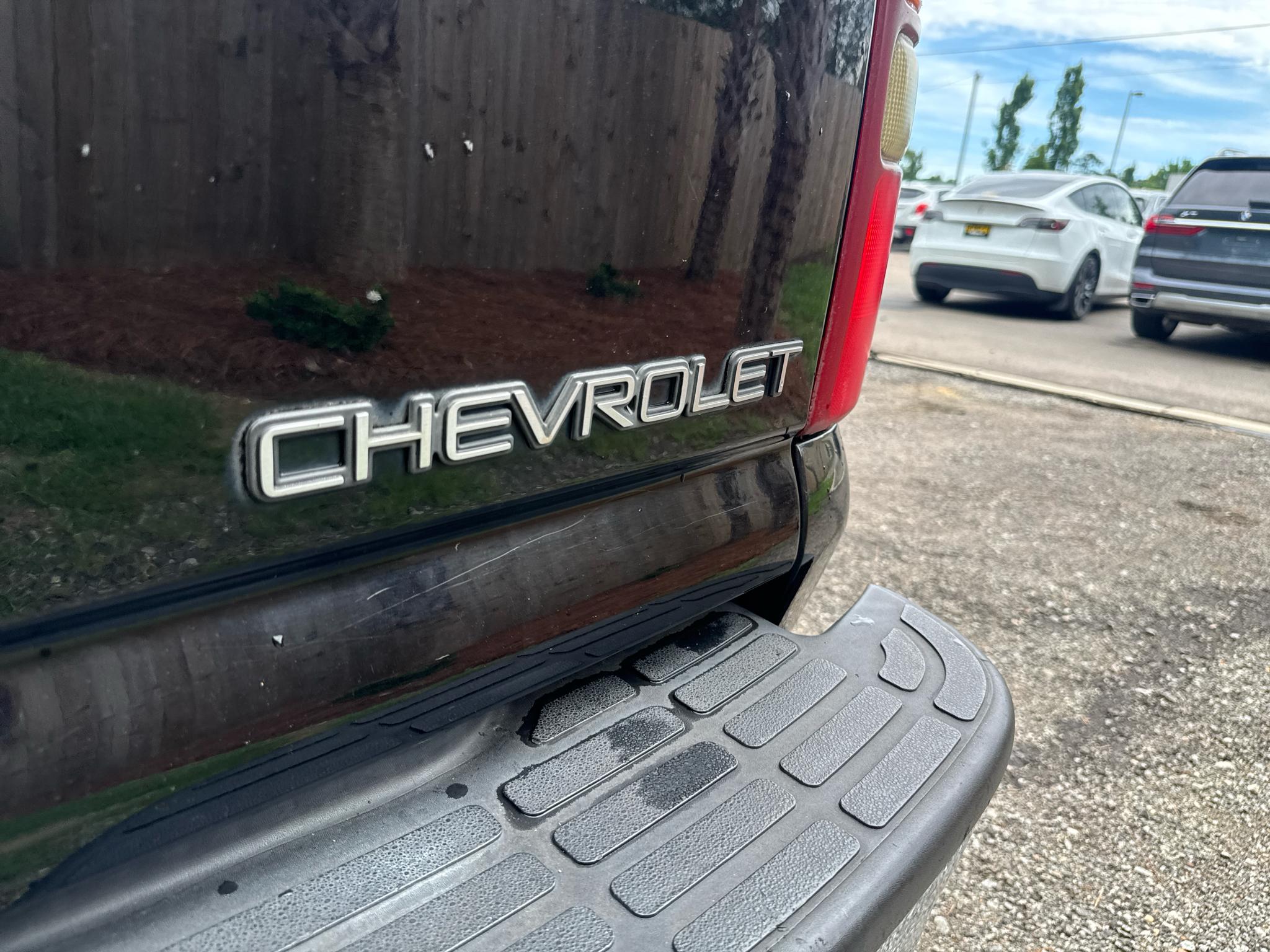 Chevrolet Suburban 4dr 2500 4WD LT 2003