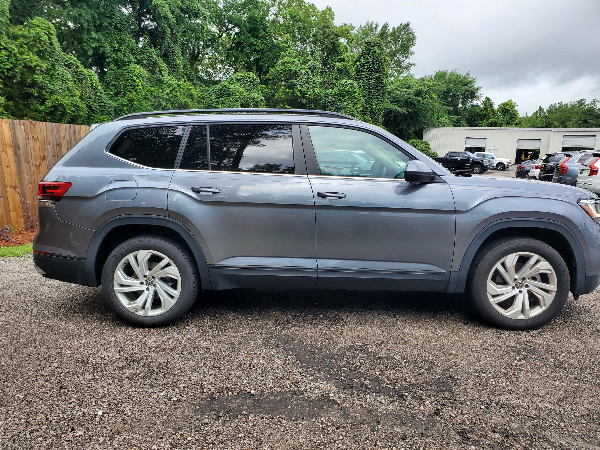 Volkswagen Atlas 3.6L V6 SE w/Technology 4MOTION *Ltd Avail* 2021