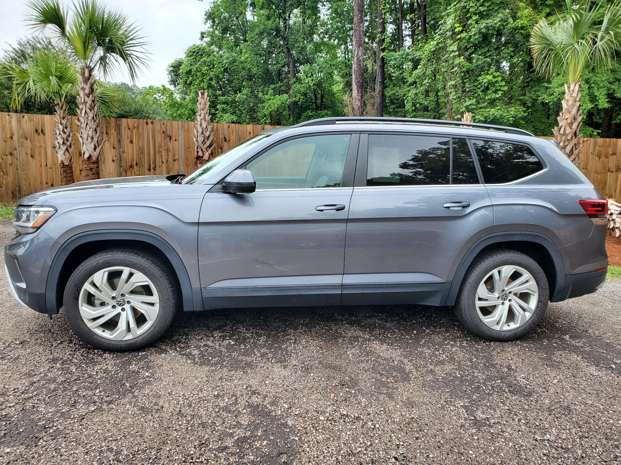 Volkswagen Atlas 3.6L V6 SE w/Technology 4MOTION *Ltd Avail* 2021