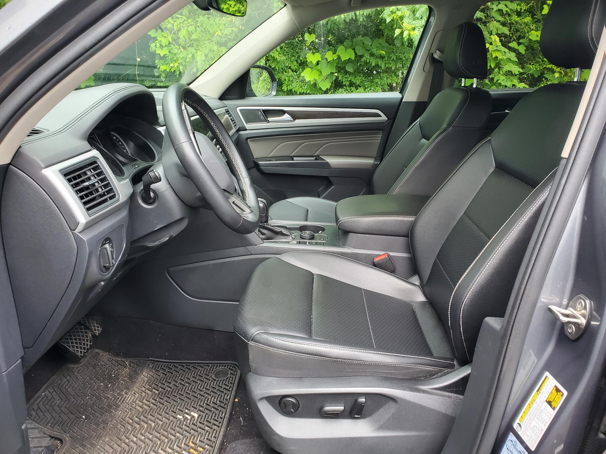Volkswagen Atlas 3.6L V6 SE w/Technology 4MOTION *Ltd Avail* 2021