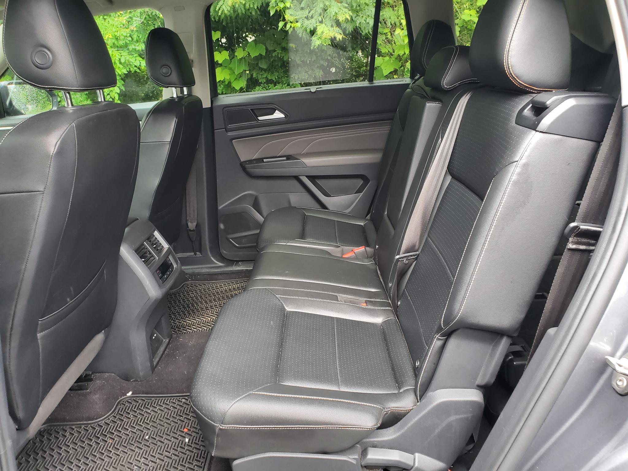 Volkswagen Atlas 3.6L V6 SE w/Technology 4MOTION *Ltd Avail* 2021