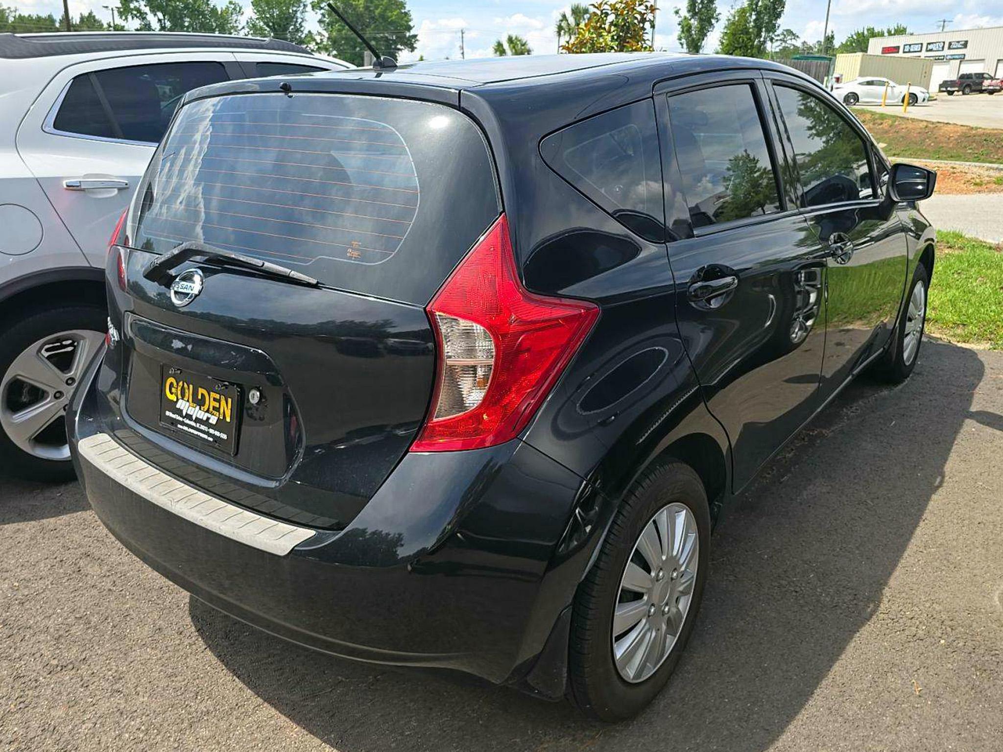 Nissan Versa Note 5dr HB Manual 1.6 S 2015