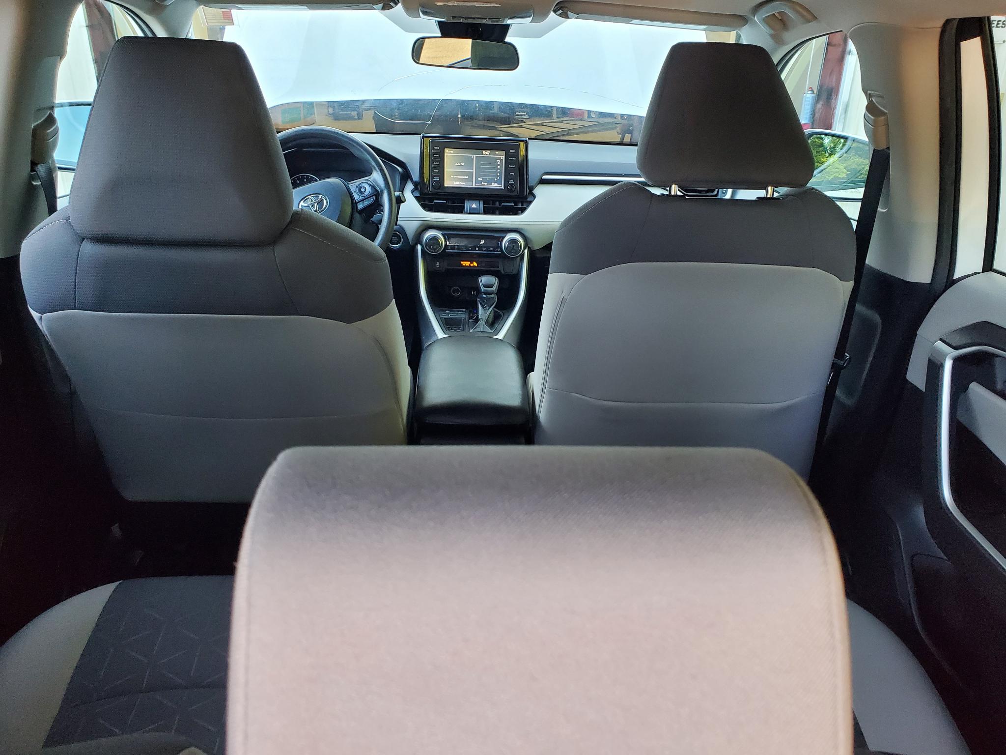 Toyota RAV4 XLE FWD (Natl) 2019