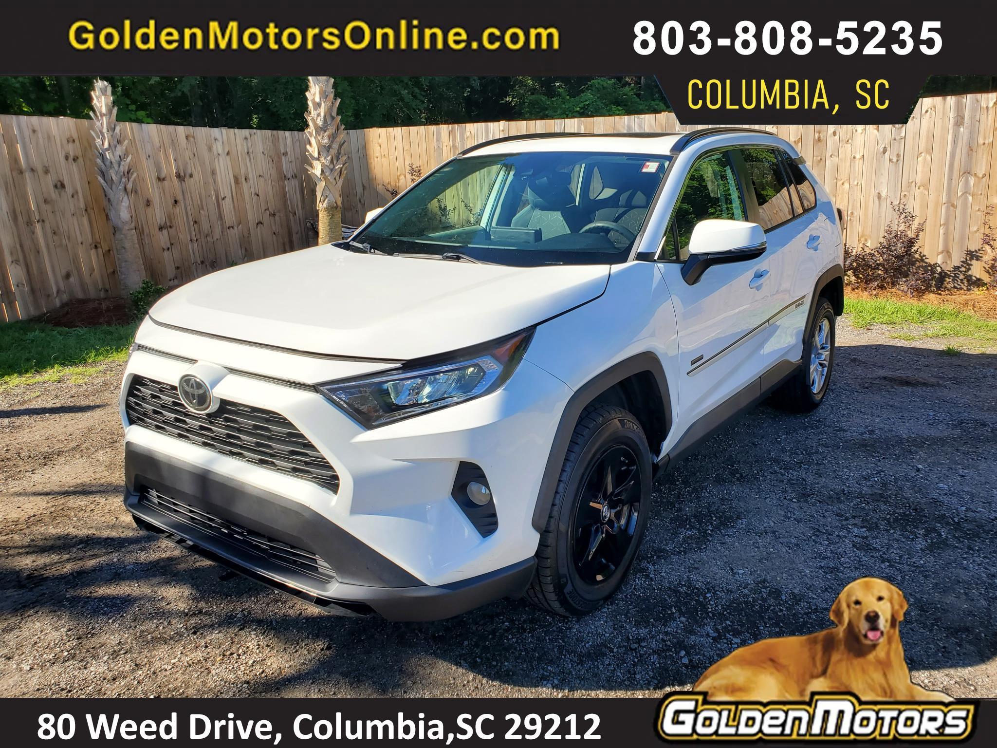 Toyota RAV4 XLE FWD (Natl) 2019