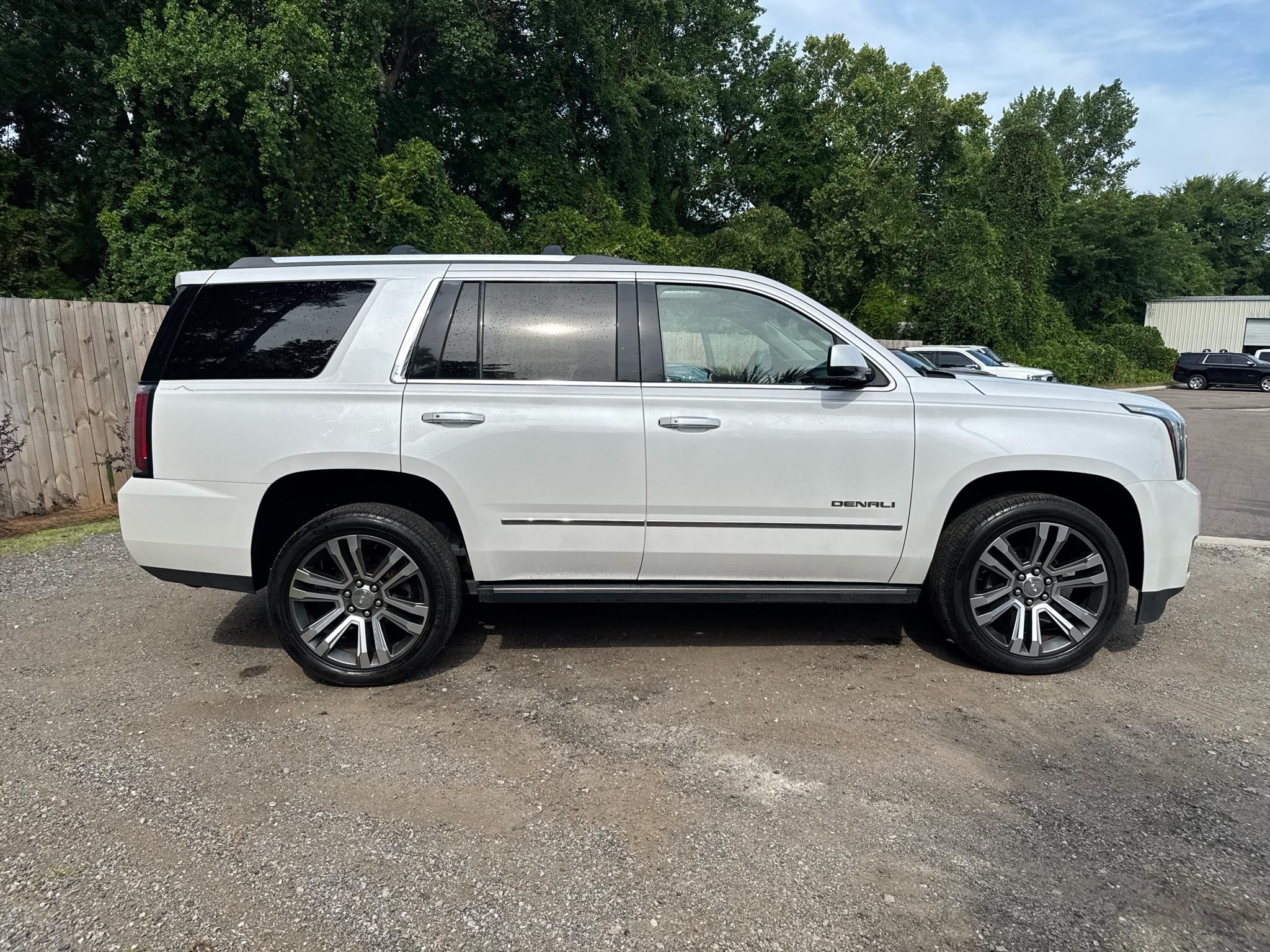 GMC Yukon 2WD 4dr Denali 2018