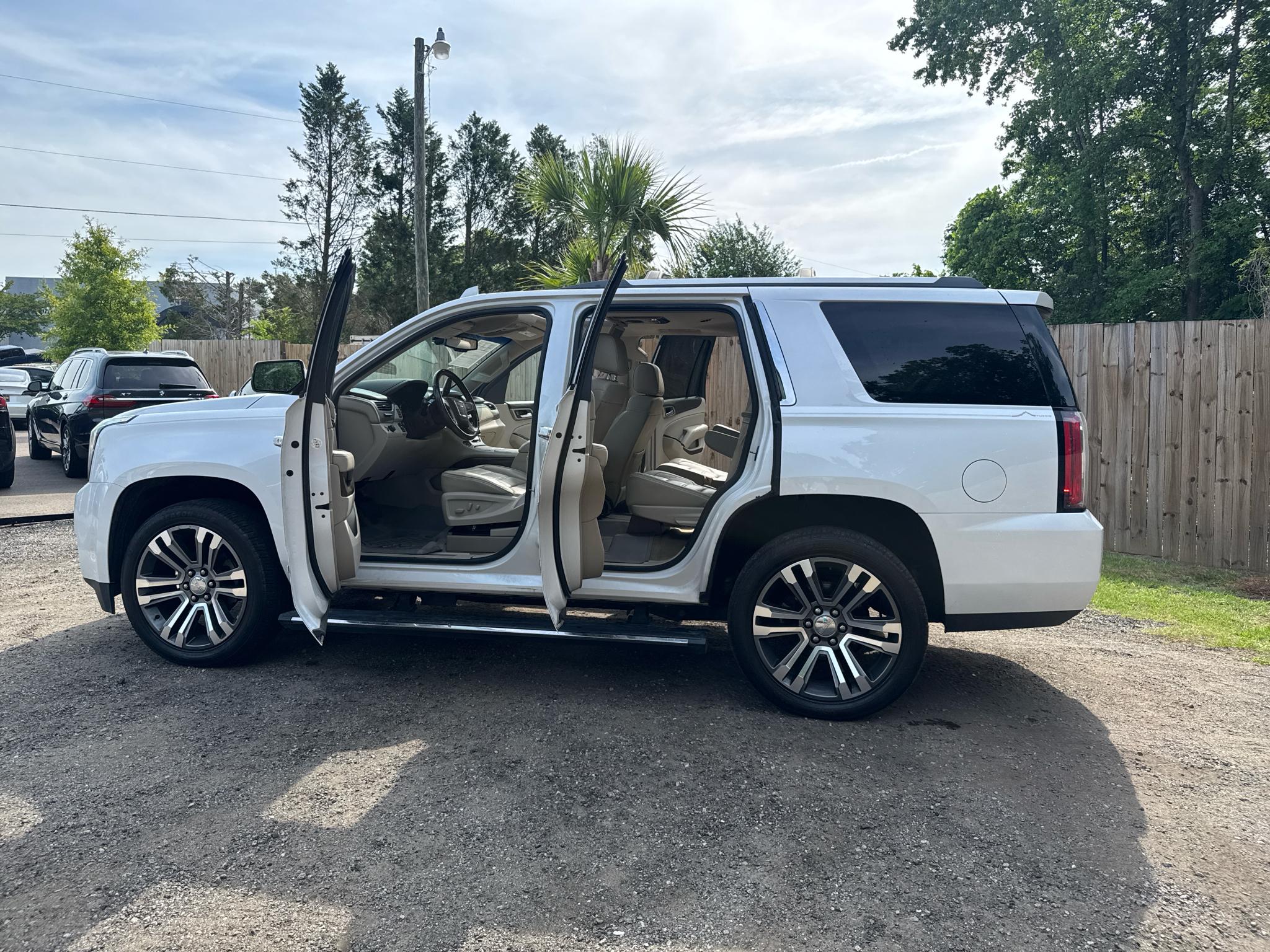 GMC Yukon 2WD 4dr Denali 2018