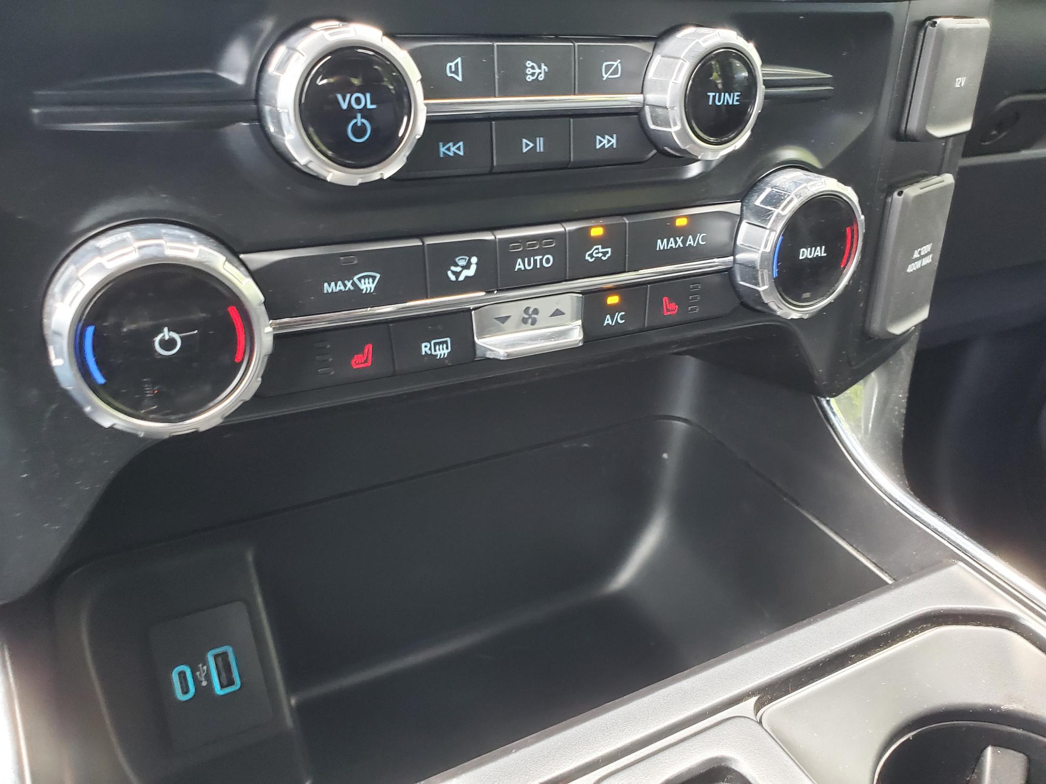 Ford F-150  2022