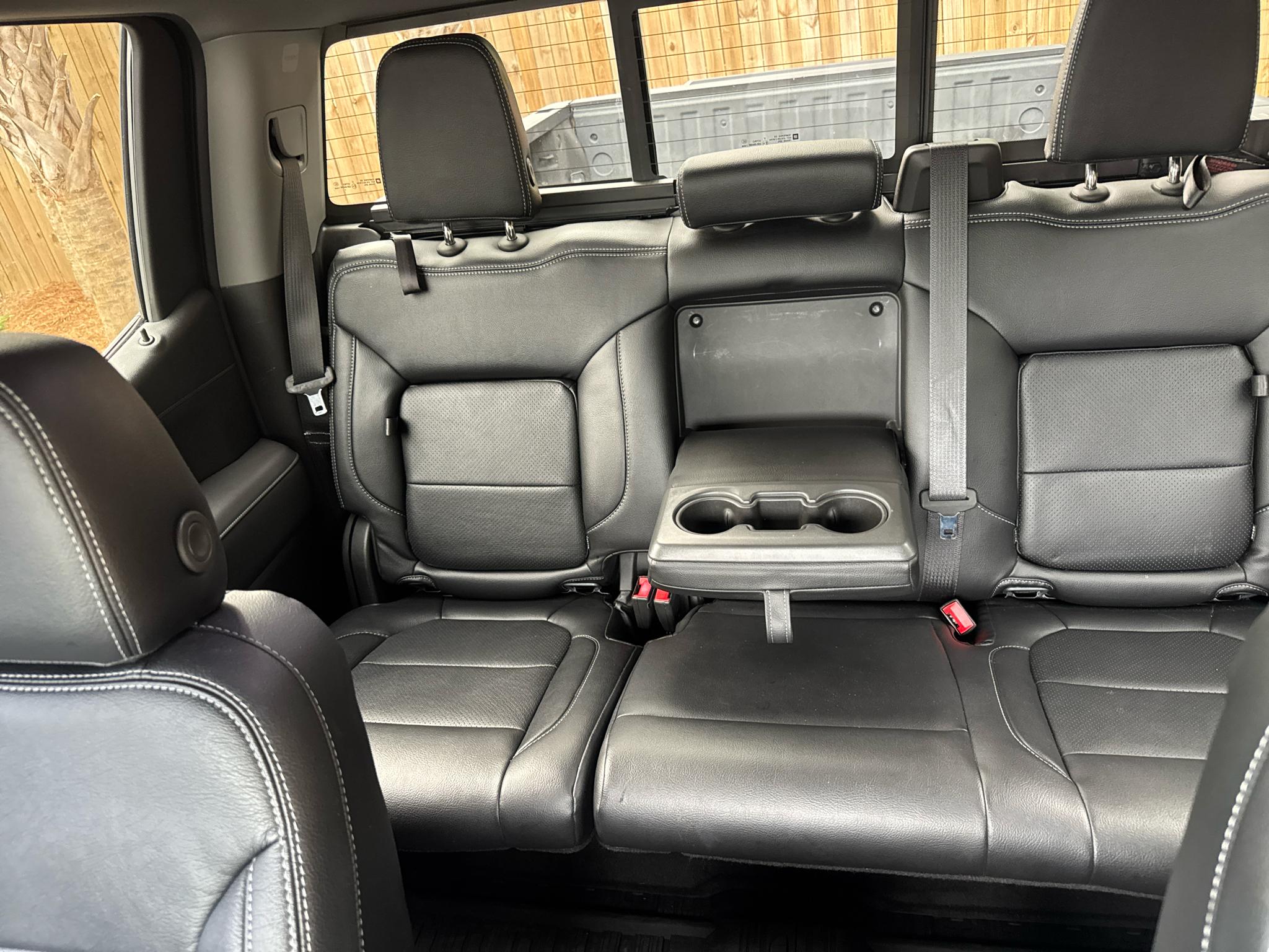 GMC Sierra 1500 4WD Crew Cab 147" Elevation 2020