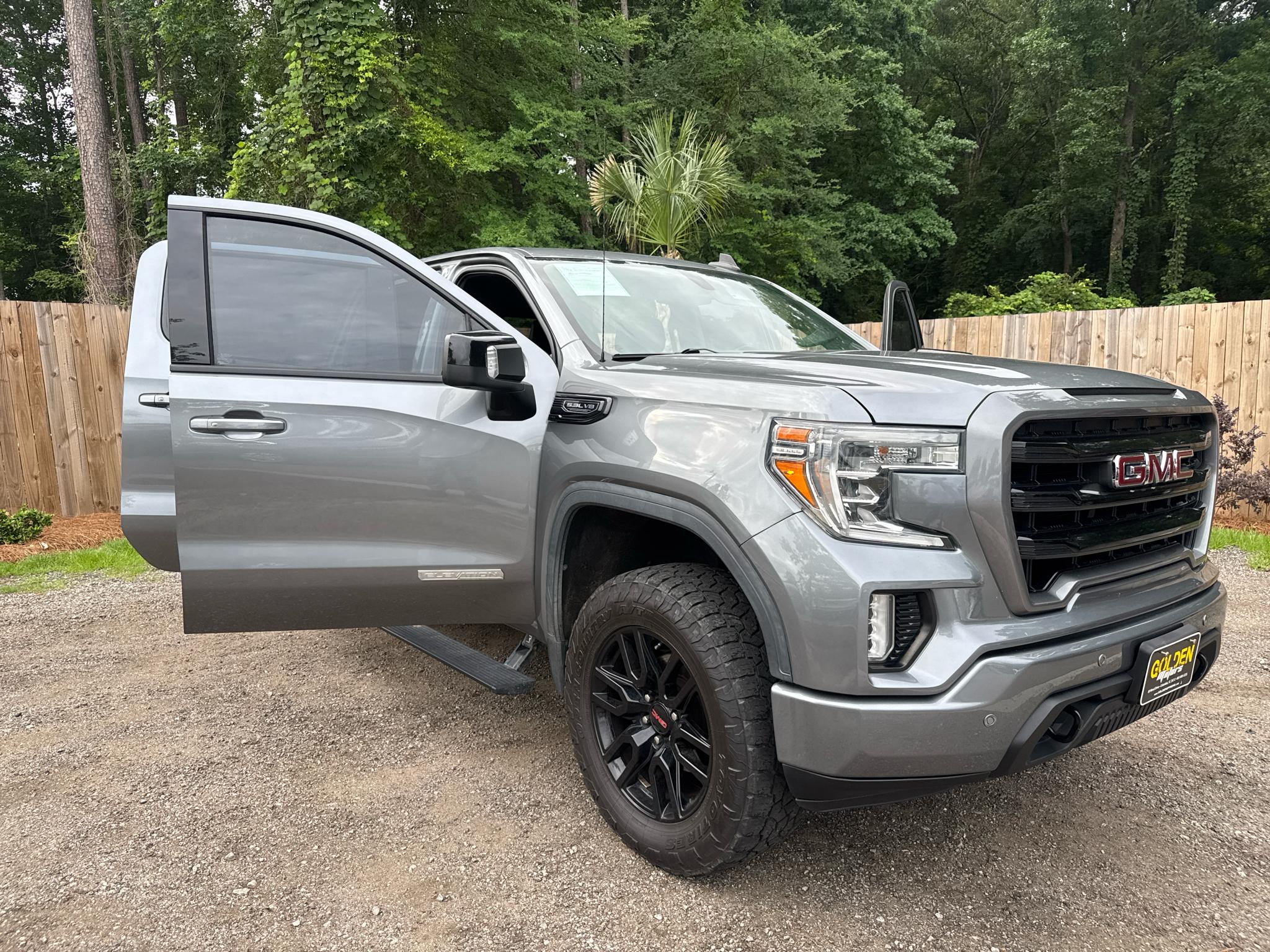 GMC Sierra 1500 4WD Crew Cab 147" Elevation 2020