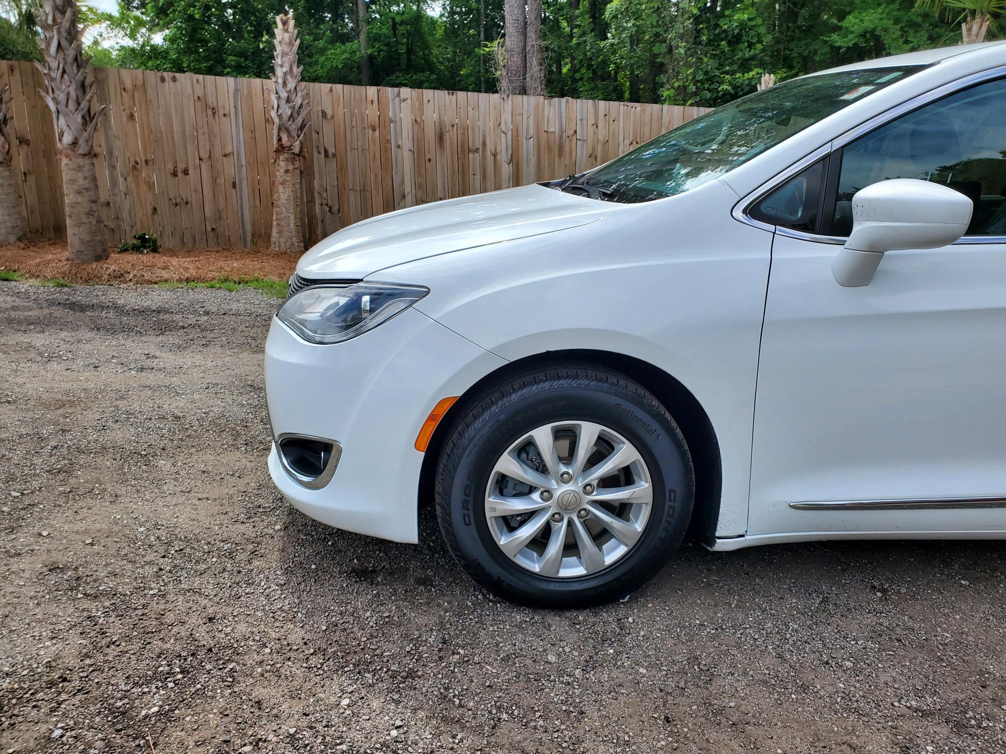 Chrysler Pacifica Touring L FWD 2019