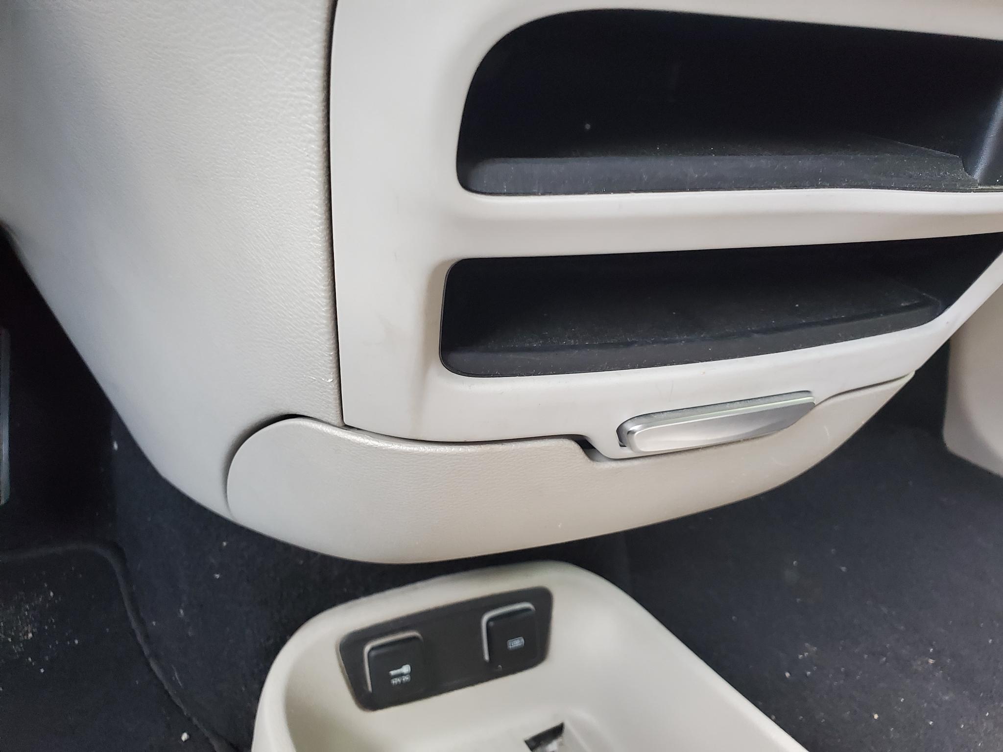 Chrysler Pacifica Touring L FWD 2019