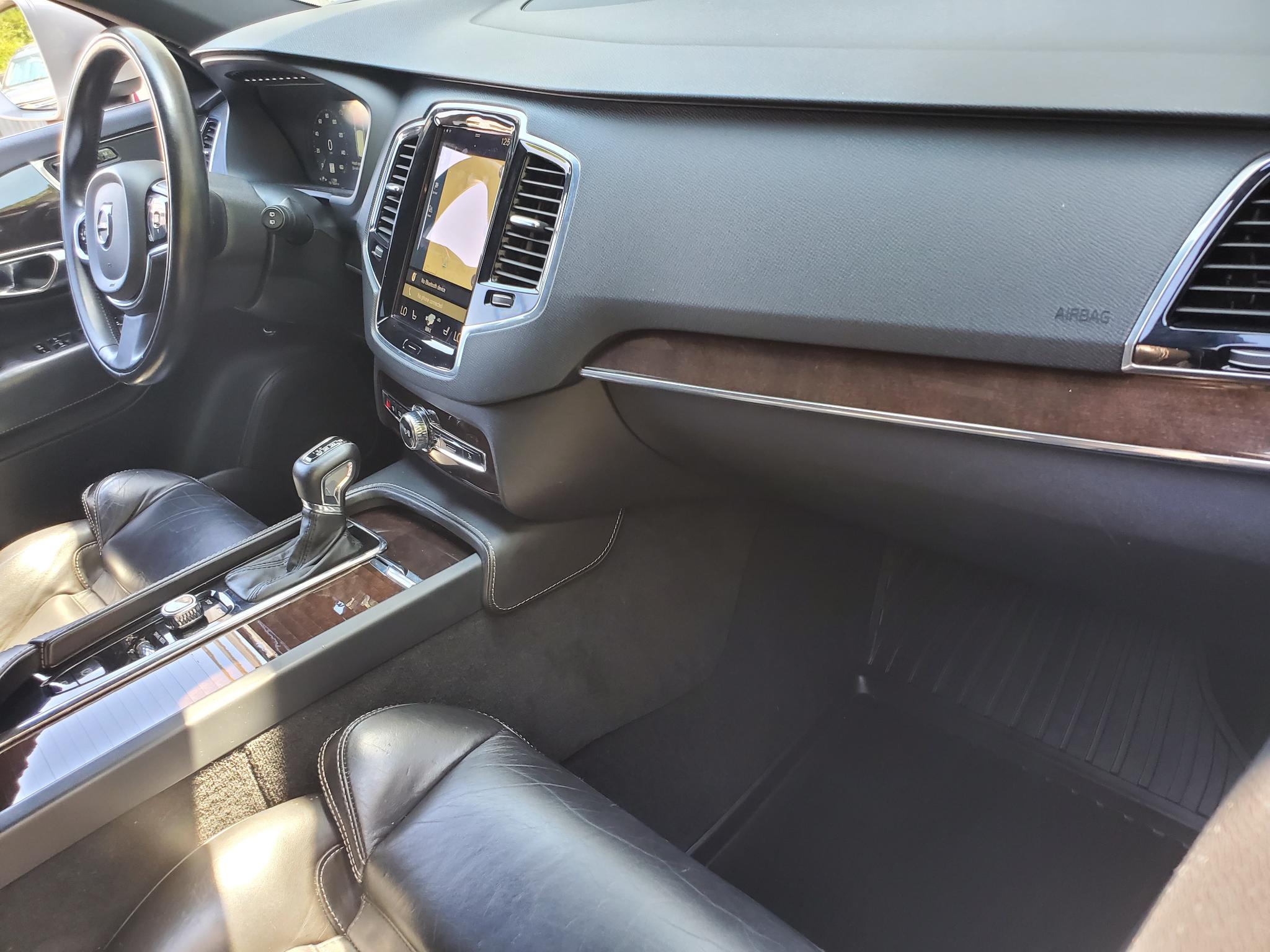Volvo XC90 T6 AWD Momentum 2017