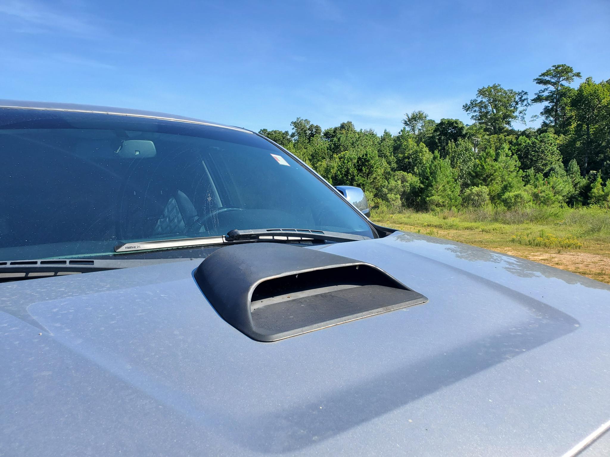Toyota Tundra 4WD Truck  2015