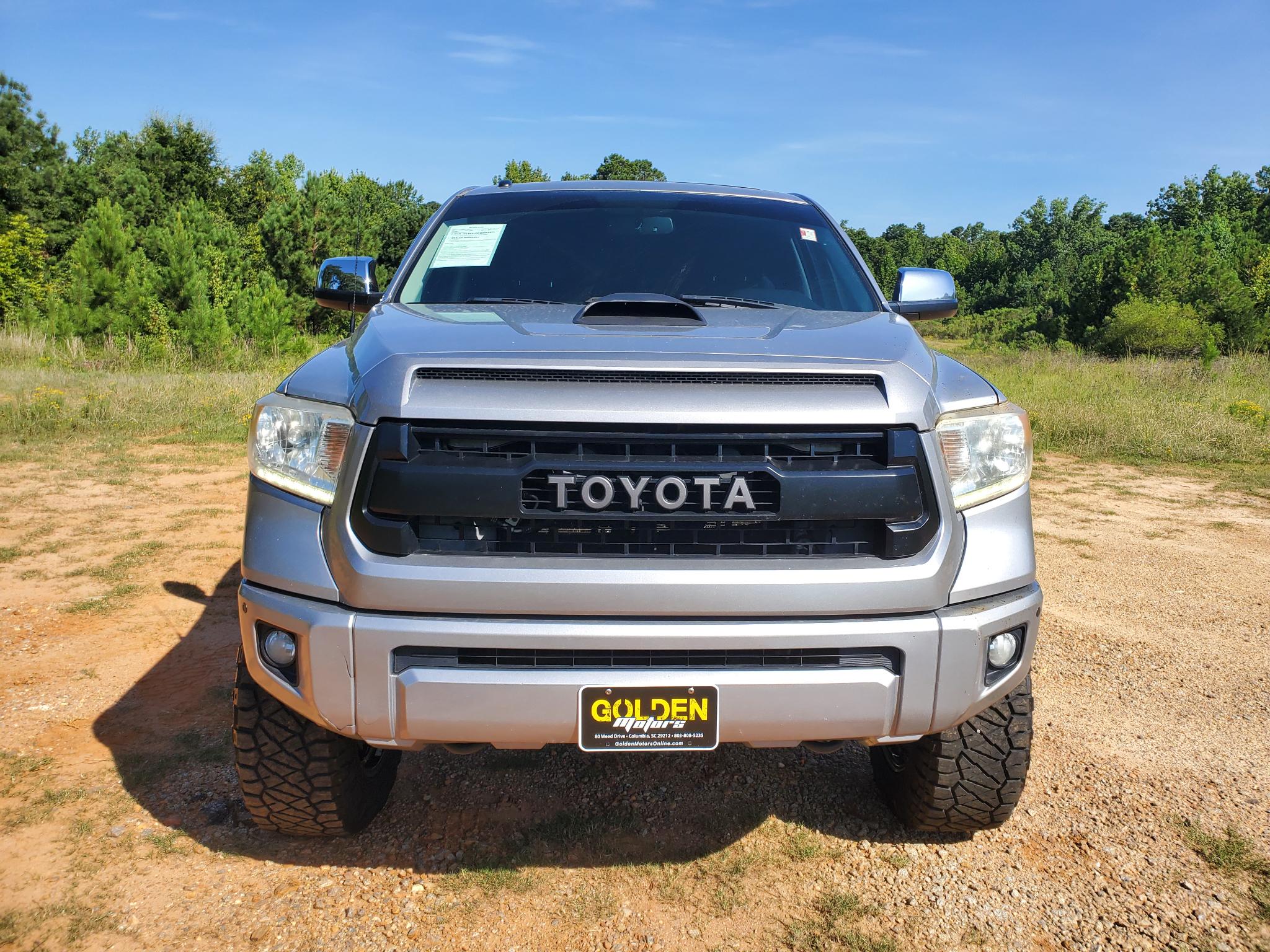 Toyota Tundra 4WD Truck  2015
