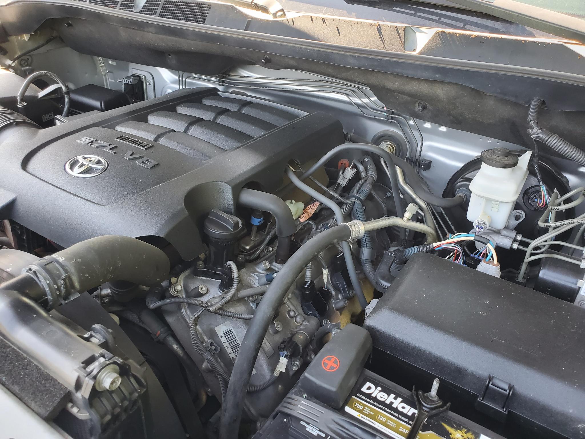 Toyota Tundra 4WD Truck  2015