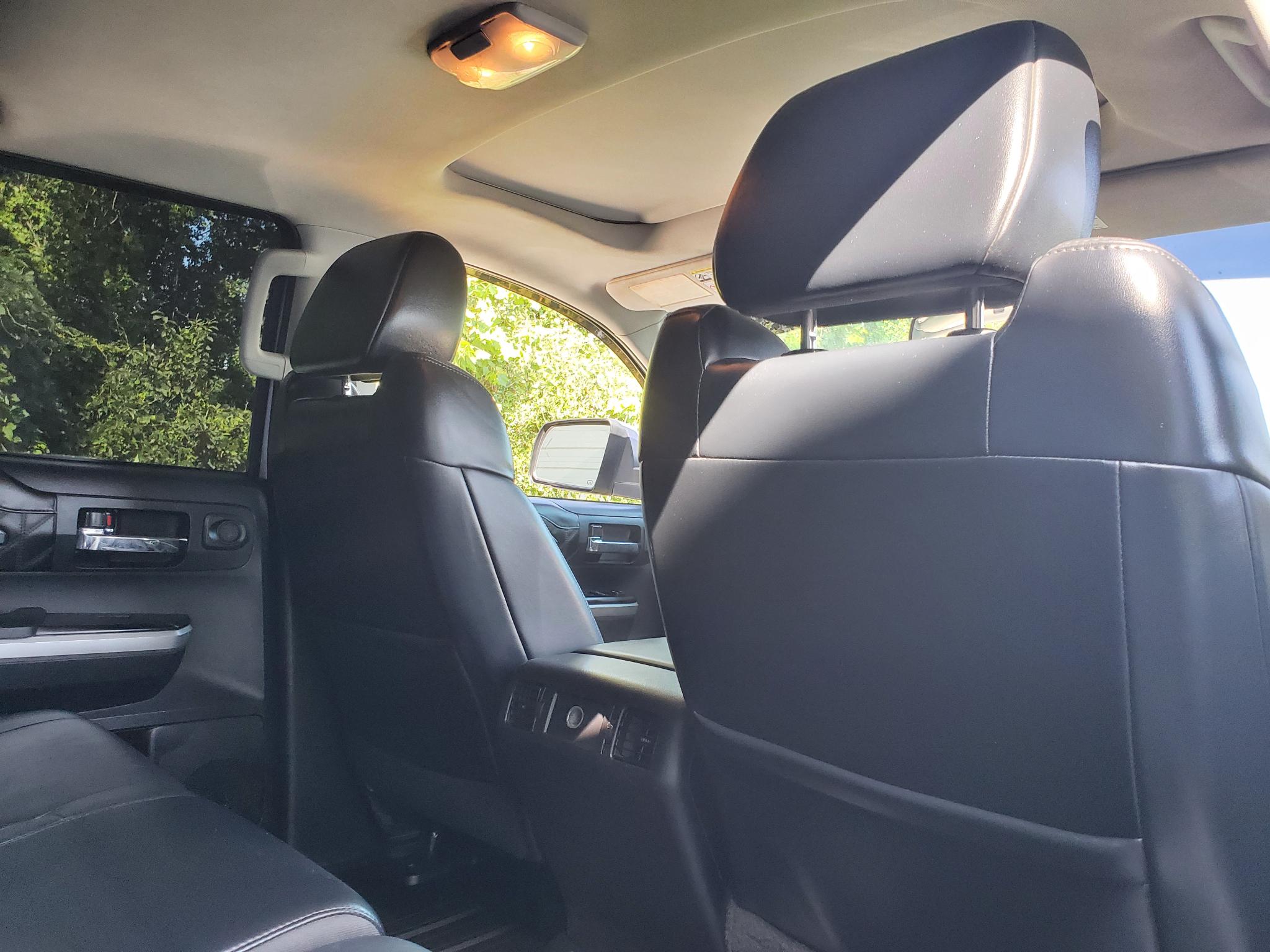 Toyota Tundra 4WD Truck  2015