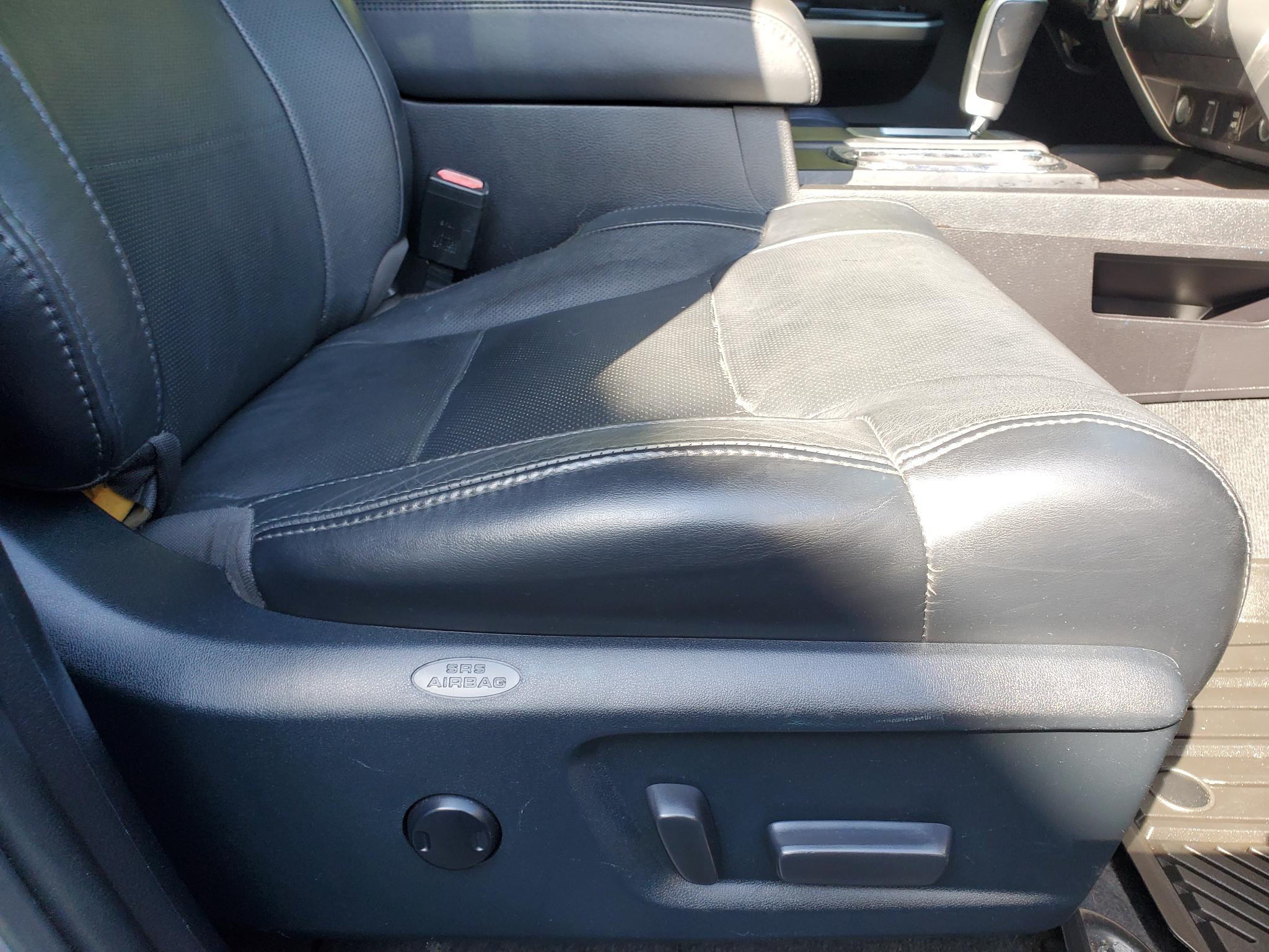 Toyota Tundra 4WD Truck  2015