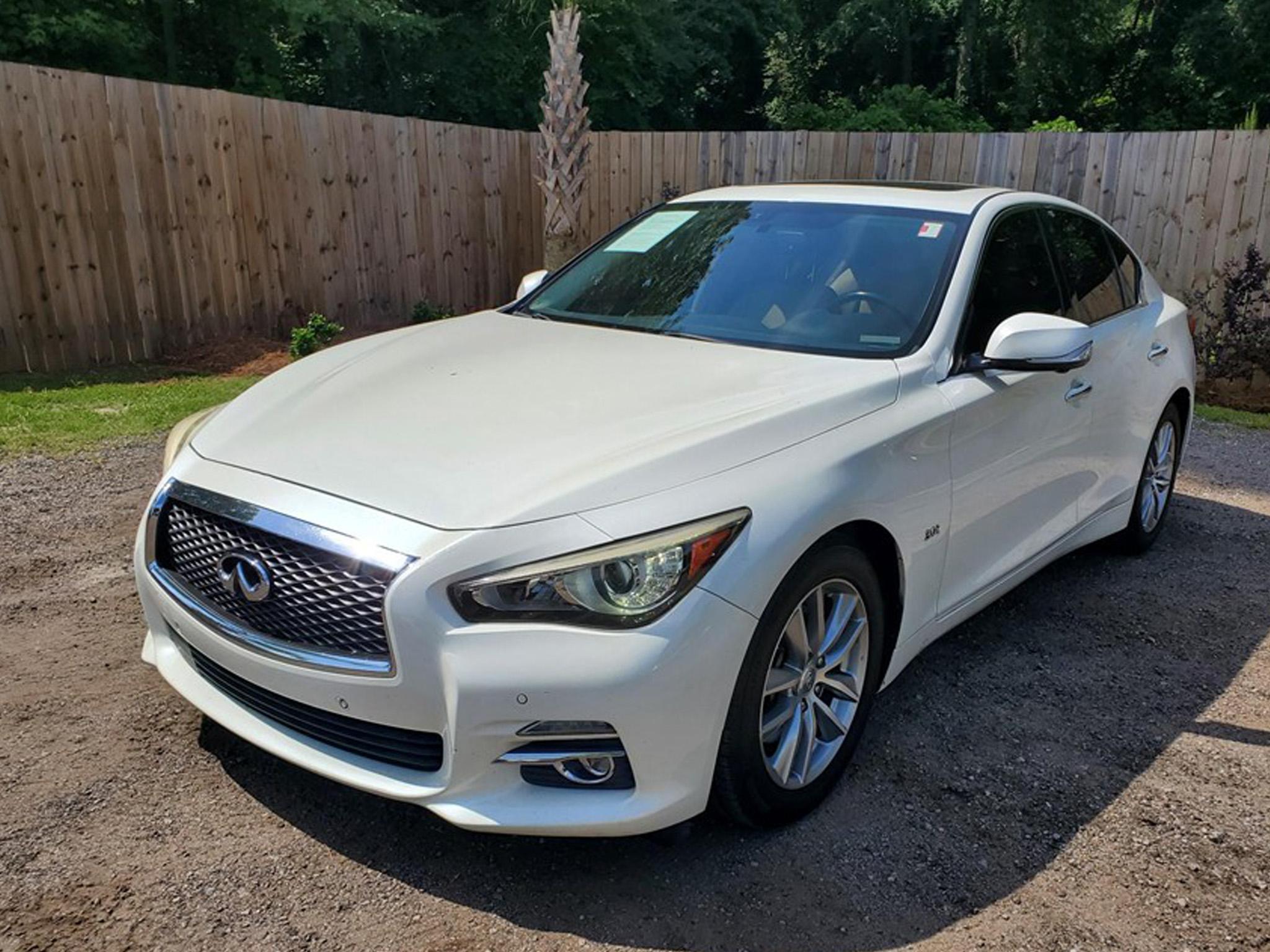 Infiniti Q50 4dr Sdn 3.0t Premium RWD 2016