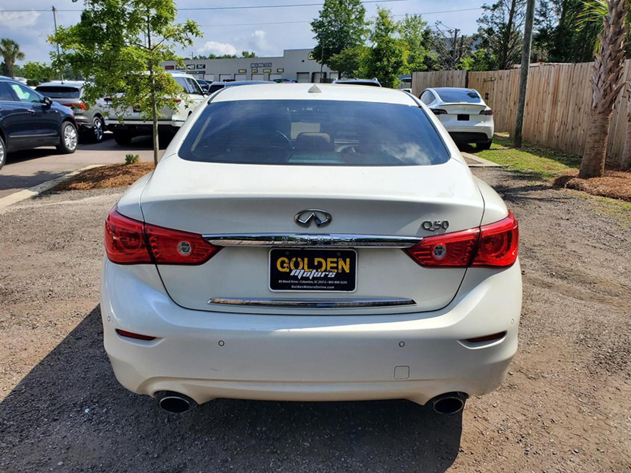 Infiniti Q50 4dr Sdn 3.0t Premium RWD 2016