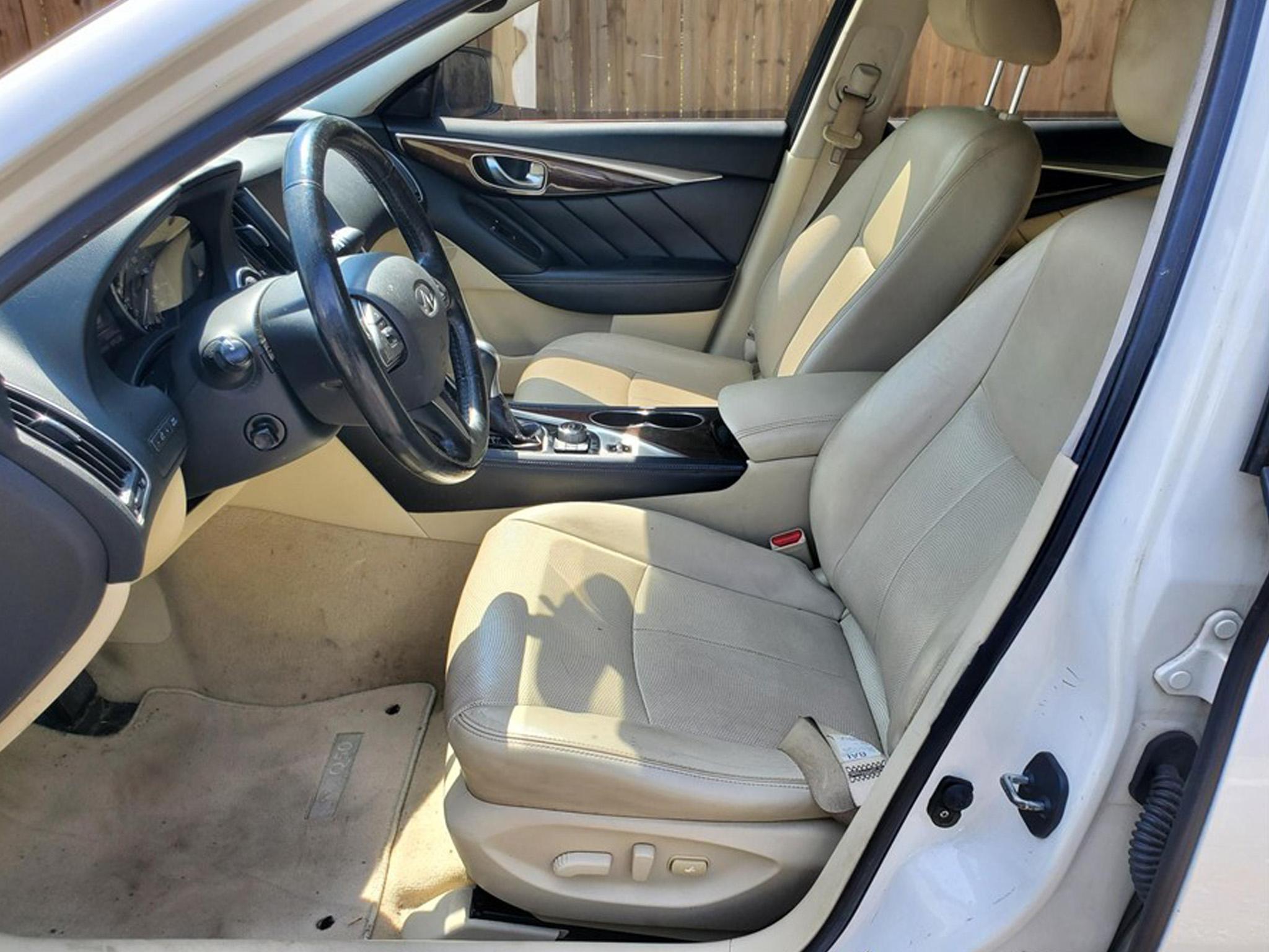 Infiniti Q50 4dr Sdn 3.0t Premium RWD 2016