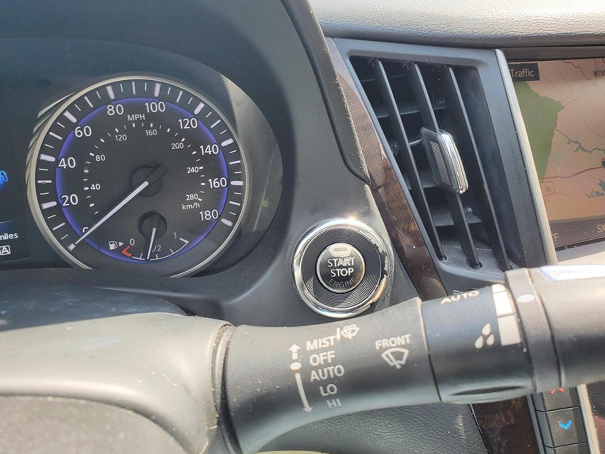 Infiniti Q50 4dr Sdn 3.0t Premium RWD 2016