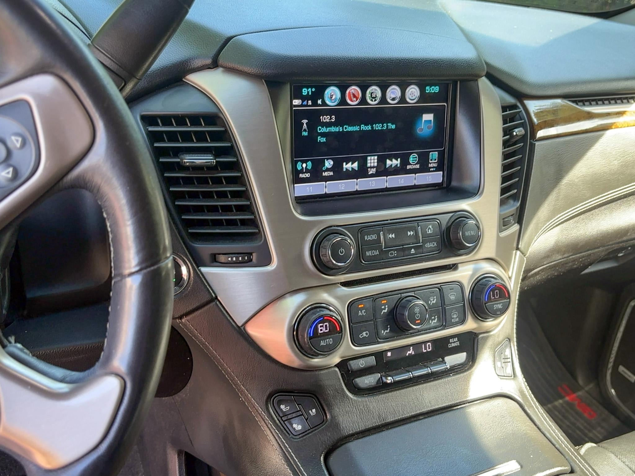 GMC Yukon XL  2017