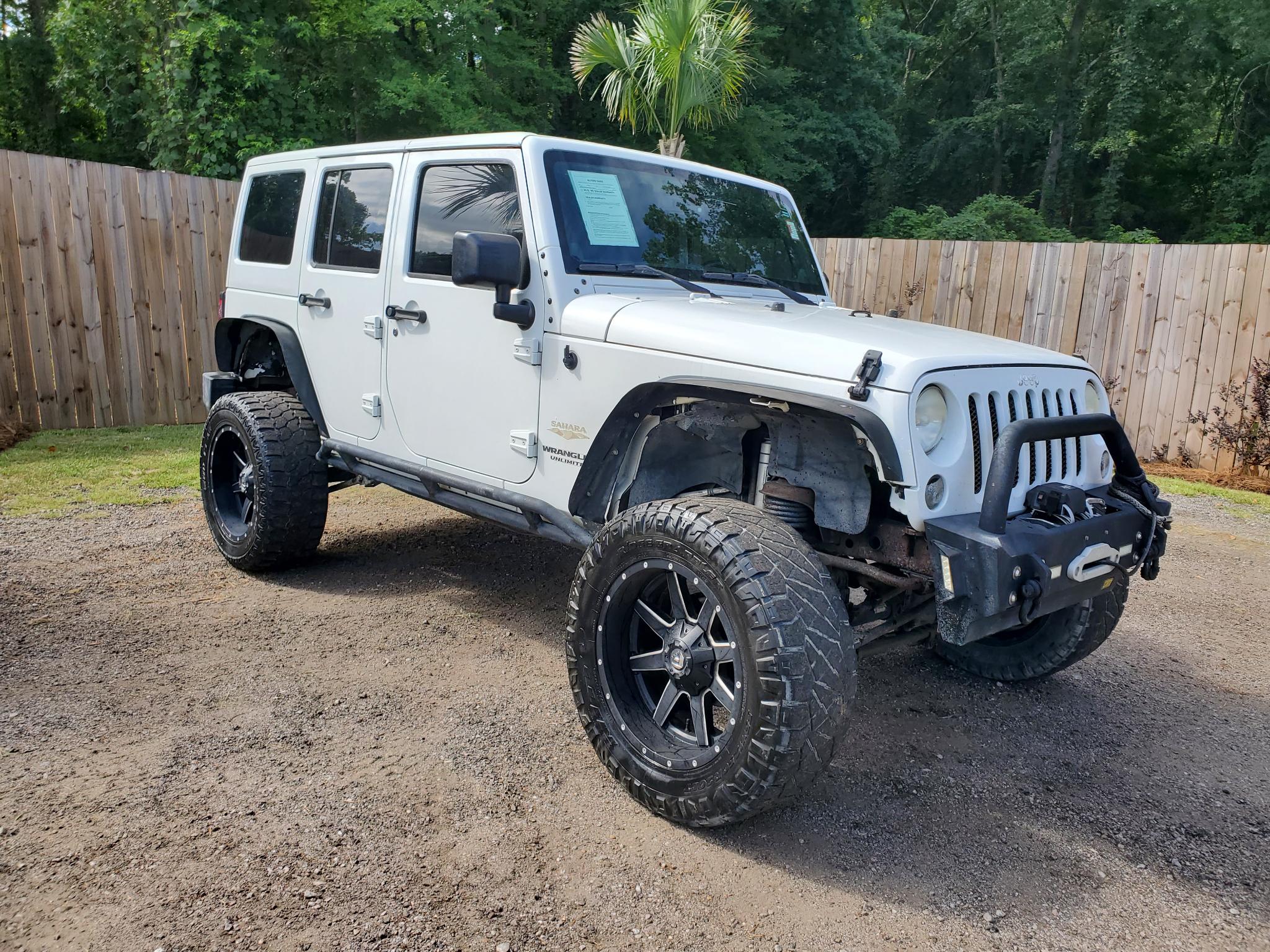 Jeep Wrangler Unlimited 4WD 4dr Sahara 2014