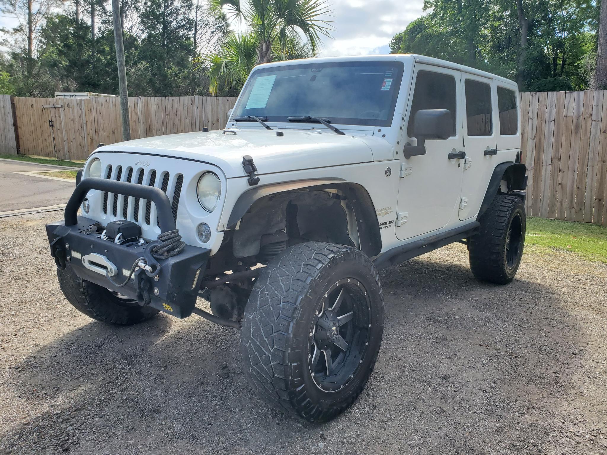Jeep Wrangler Unlimited 4WD 4dr Sahara 2014