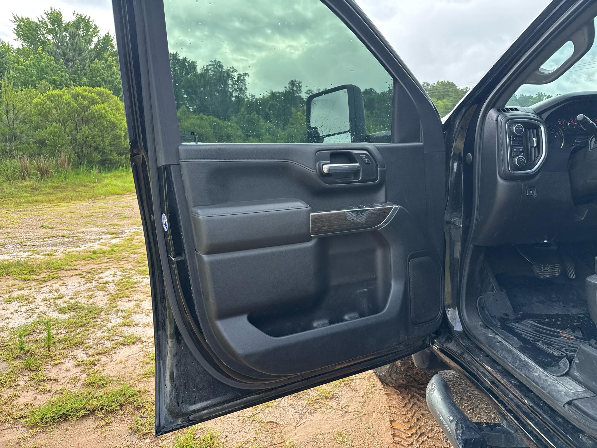 Chevrolet Silverado 2500HD 4WD Crew Cab 159" LT 2021