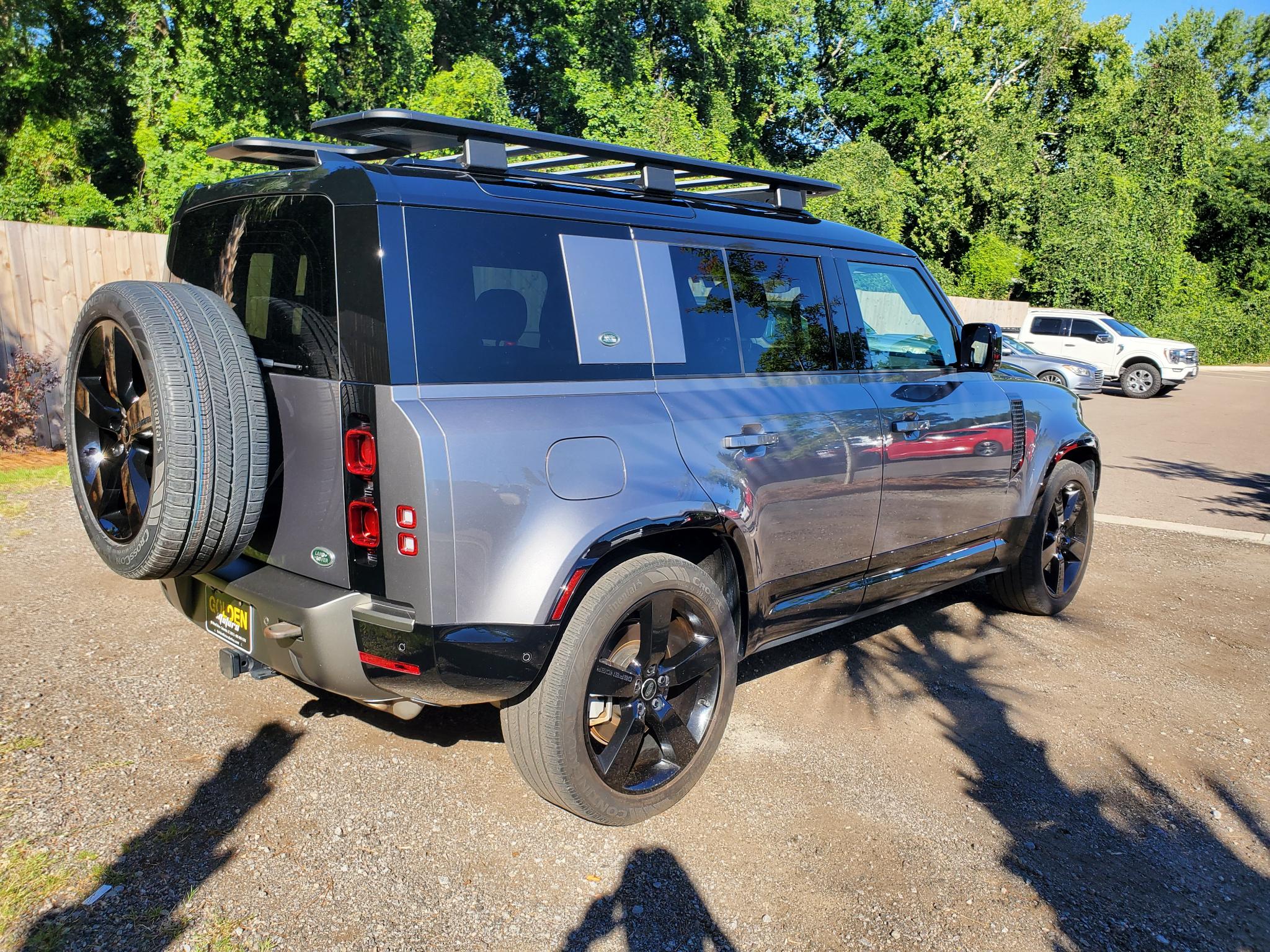 Land Rover Defender 110 X-Dynamic SE AWD 2023