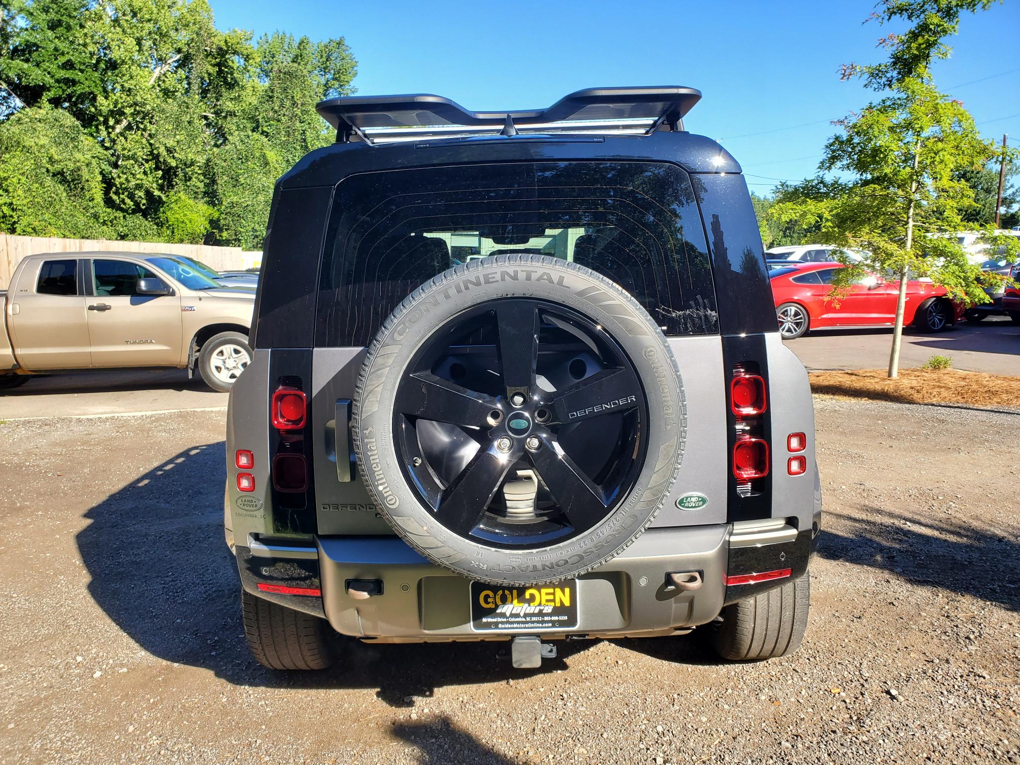 Land Rover Defender 110 X-Dynamic SE AWD 2023