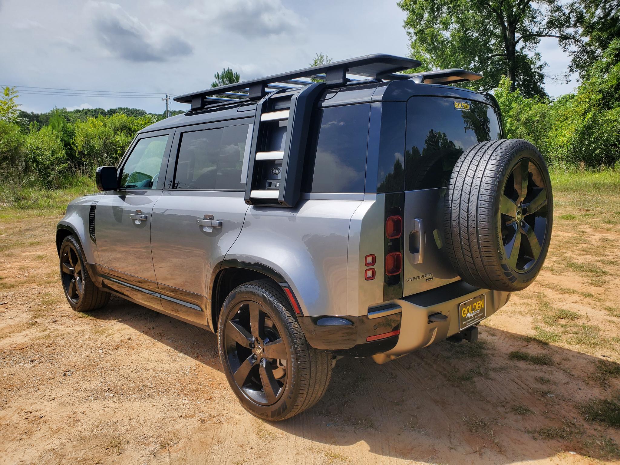 Land Rover Defender 110 X-Dynamic SE AWD 2023