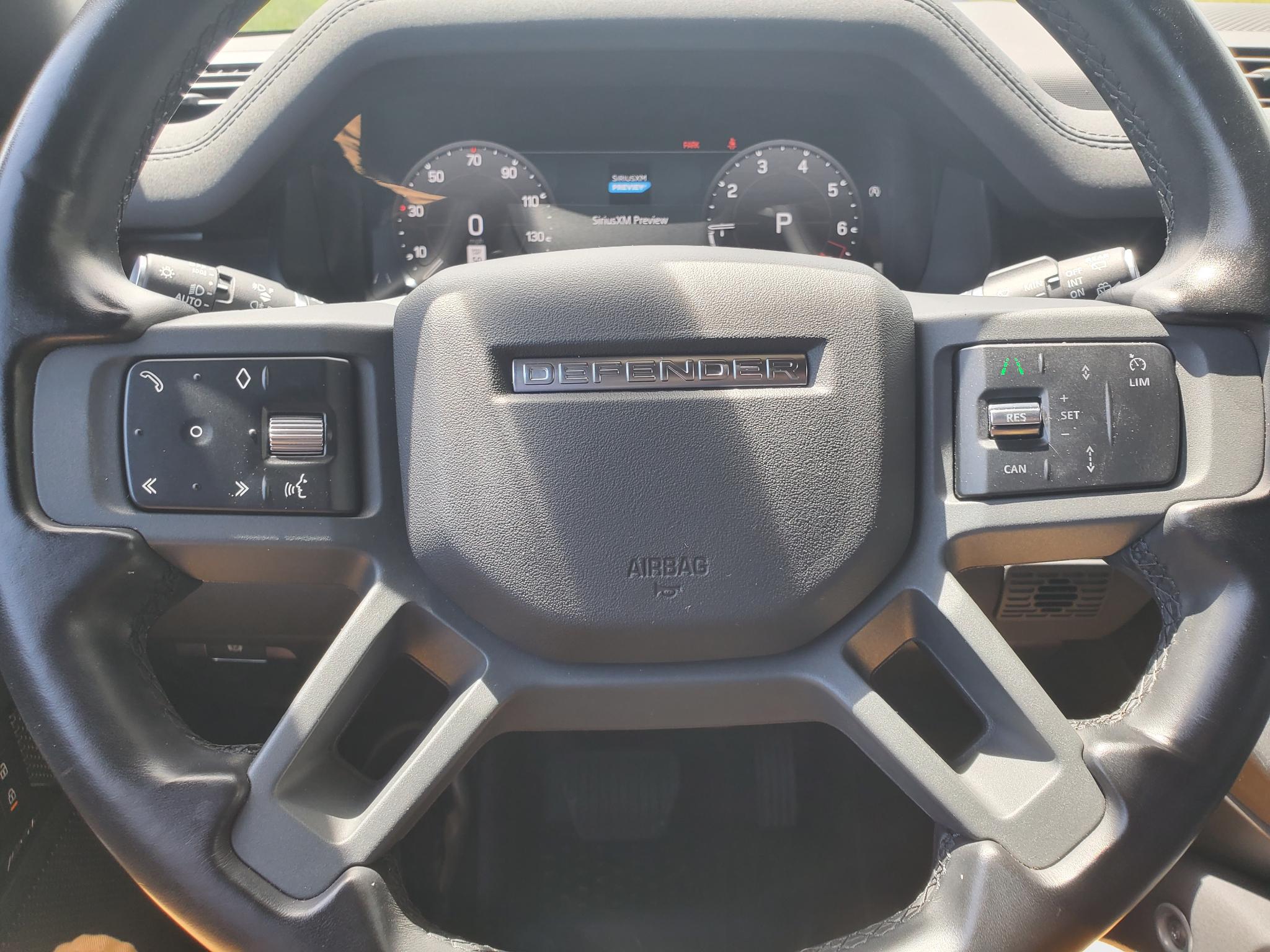 Land Rover Defender 110 X-Dynamic SE AWD 2023