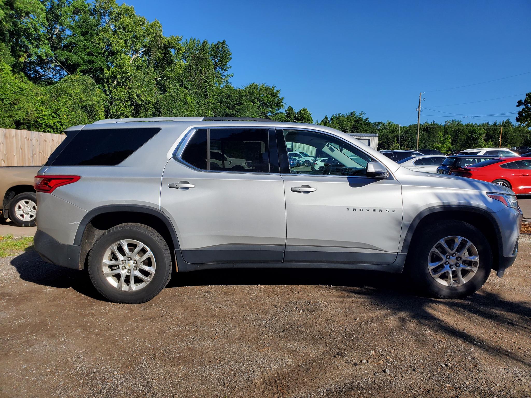 Chevrolet Traverse FWD 4dr LT Cloth w/1LT 2018