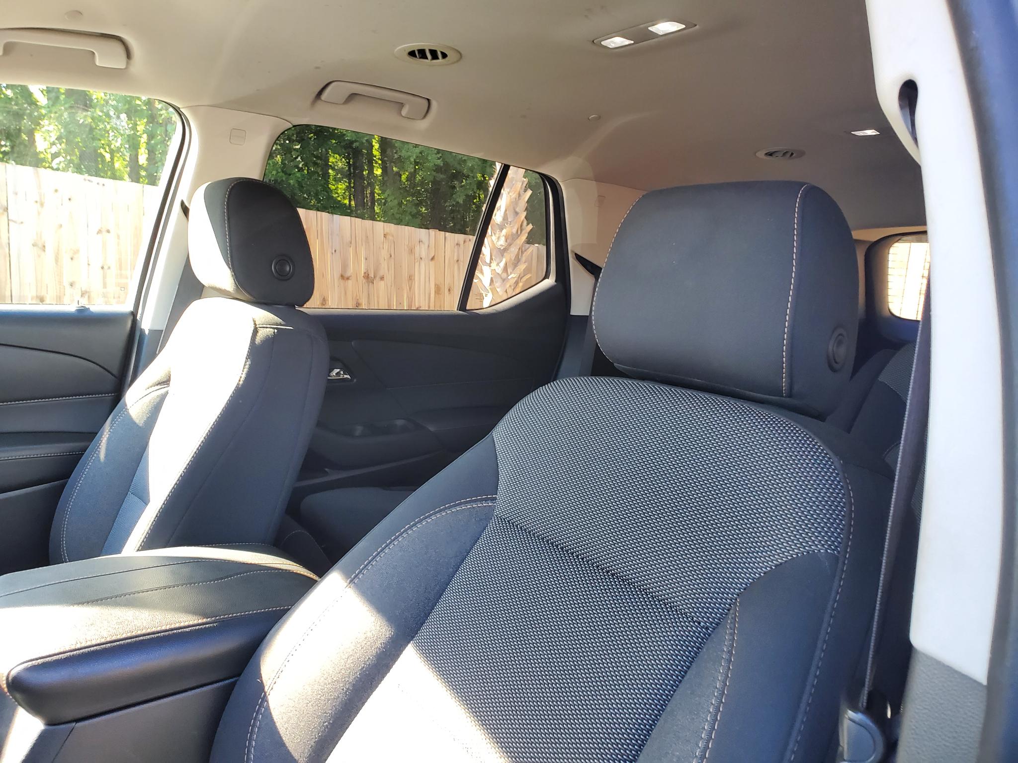 Chevrolet Traverse FWD 4dr LT Cloth w/1LT 2018