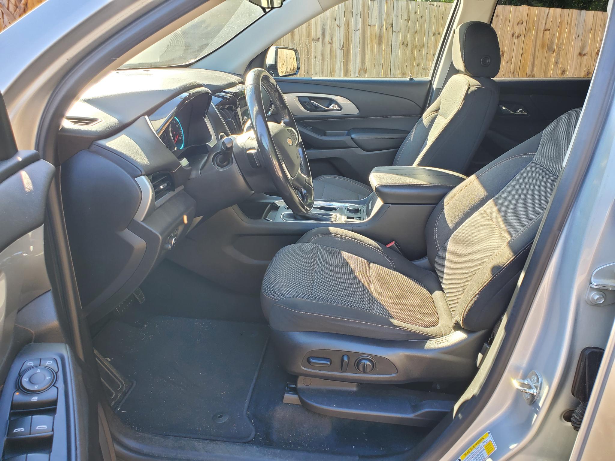 Chevrolet Traverse FWD 4dr LT Cloth w/1LT 2018