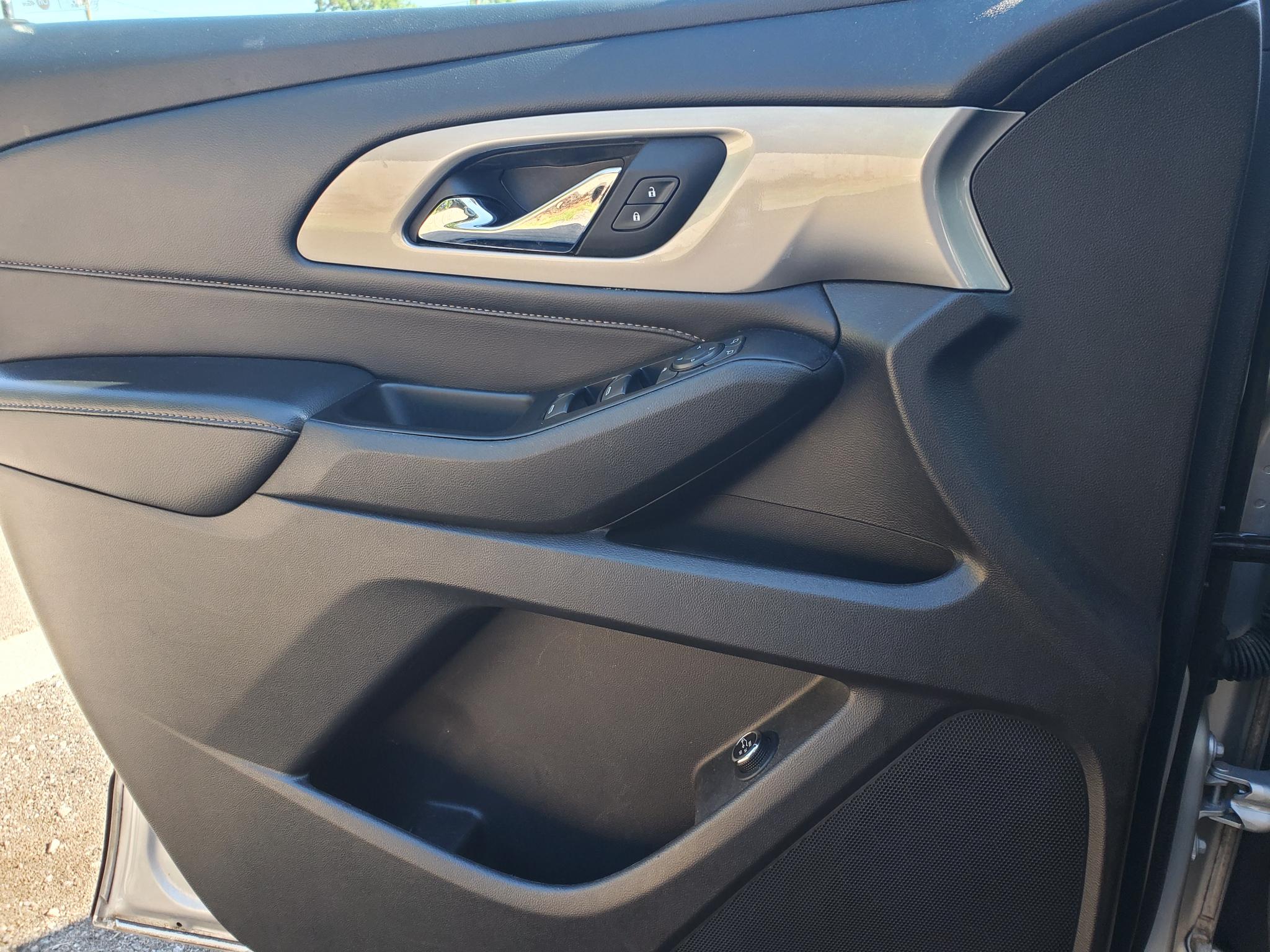 Chevrolet Traverse FWD 4dr LT Cloth w/1LT 2018
