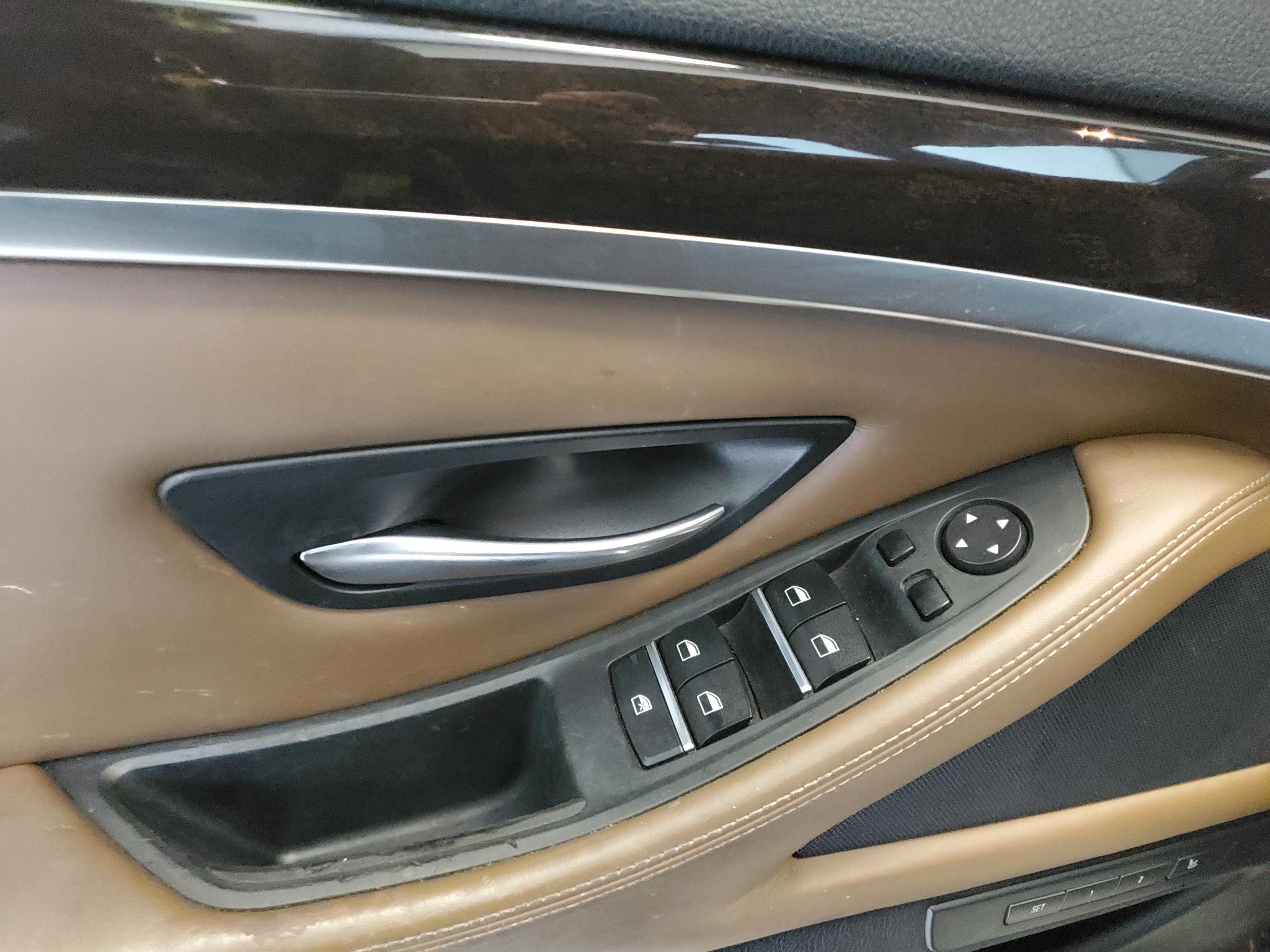 BMW 5 Series 4dr Sdn 535i xDrive AWD 2016