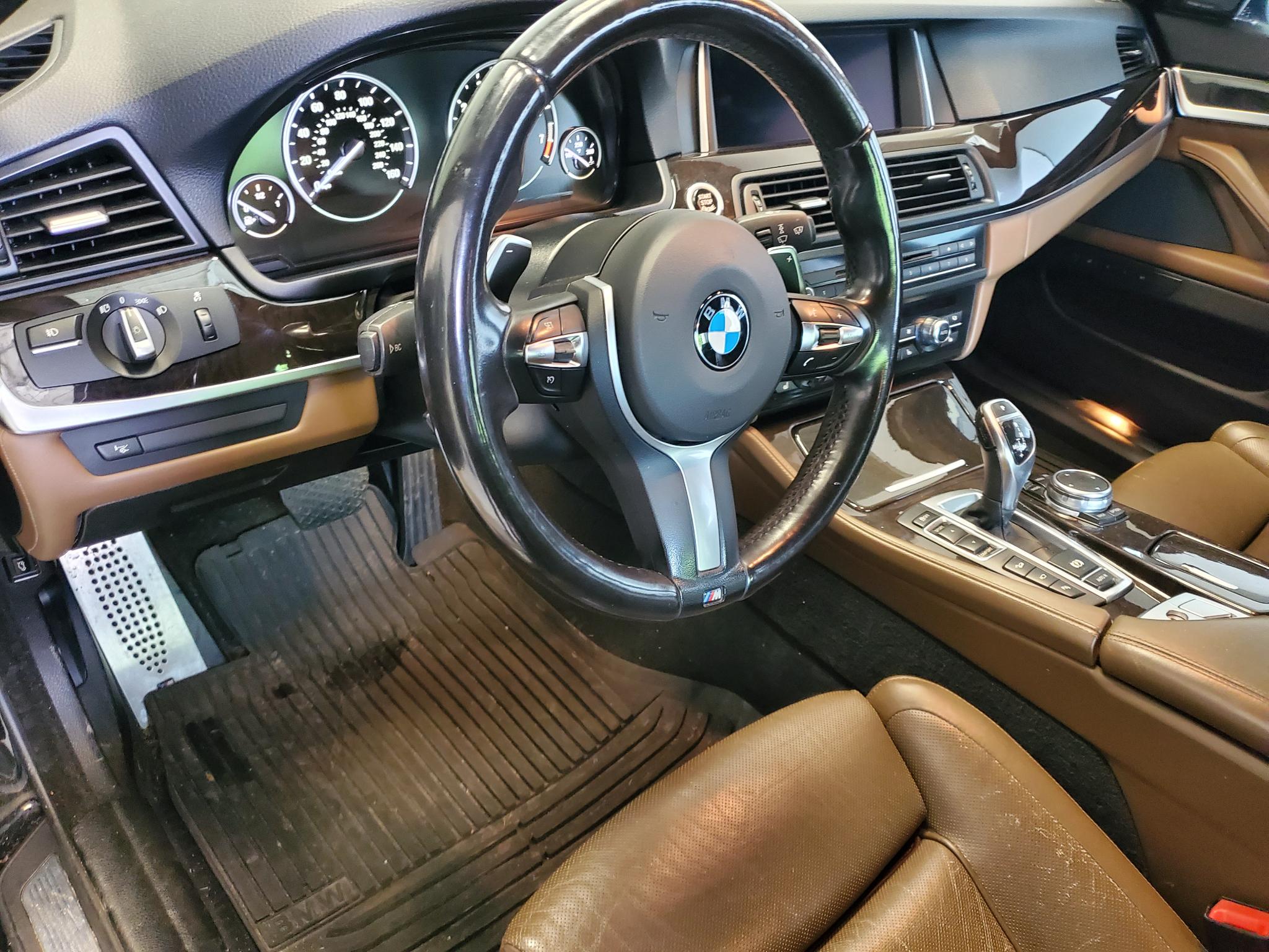 BMW 5 Series 4dr Sdn 535i xDrive AWD 2016