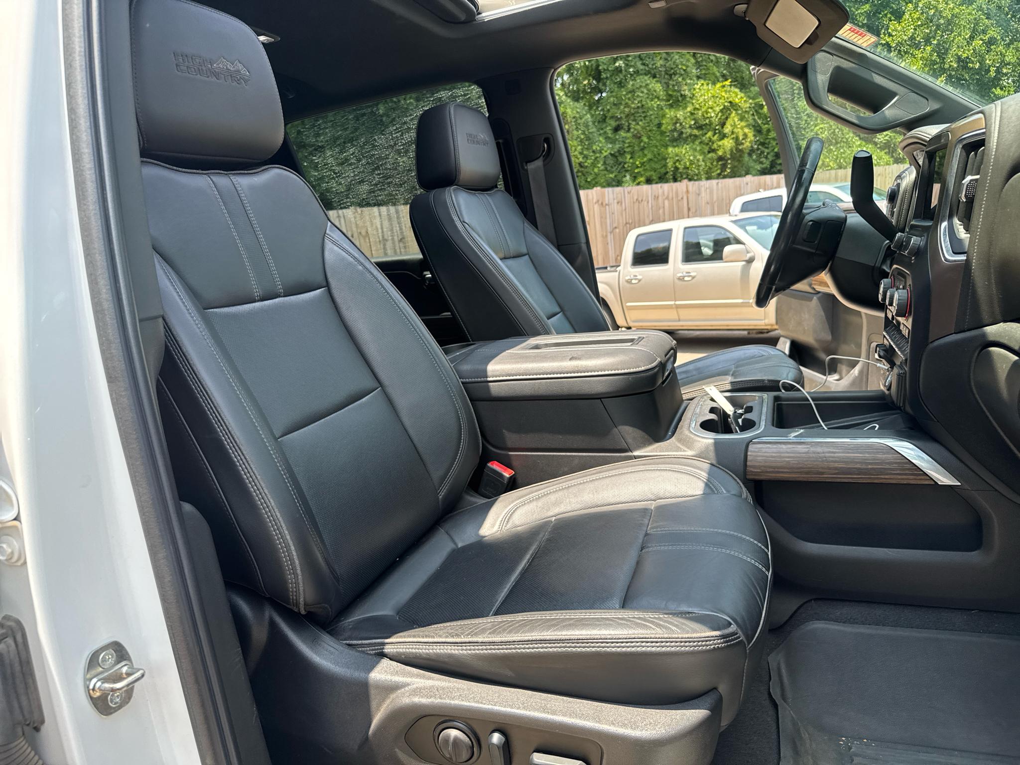 Chevrolet Silverado 2500HD 4WD Crew Cab 159" High Country 2022