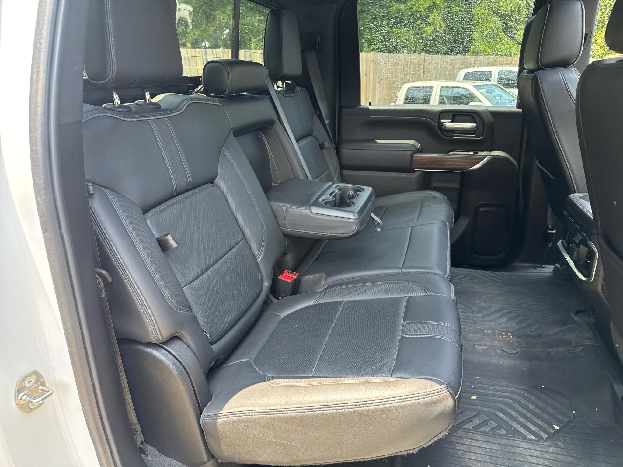 Chevrolet Silverado 2500HD 4WD Crew Cab 159" High Country 2022