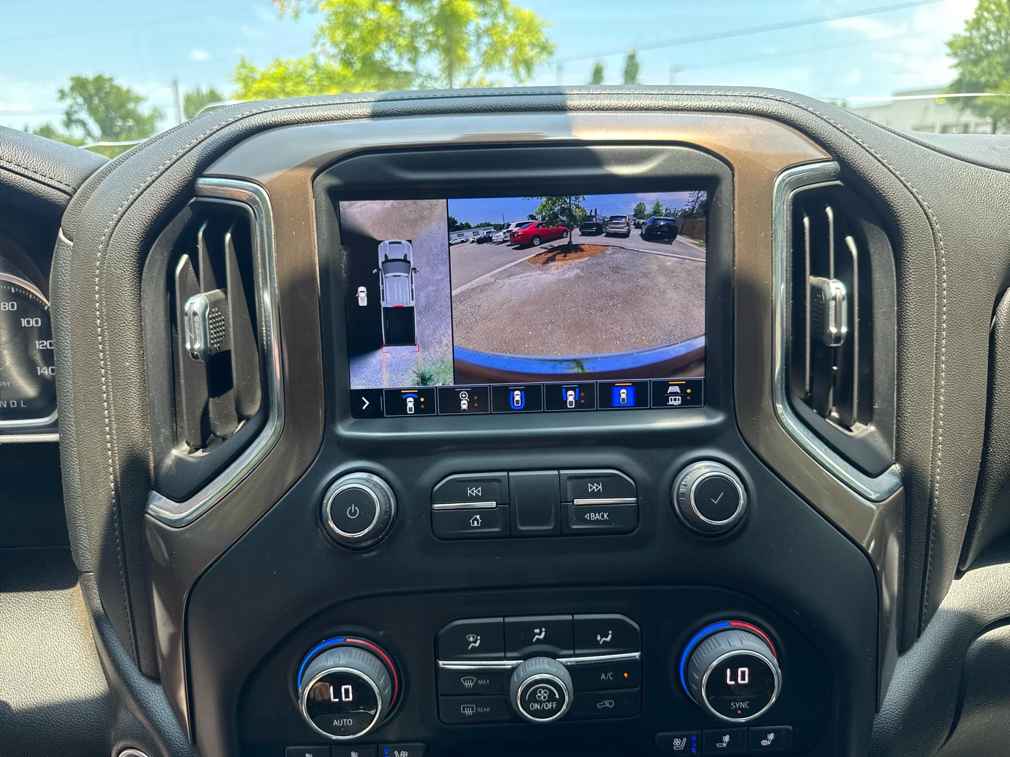 Chevrolet Silverado 2500HD 4WD Crew Cab 159" High Country 2022