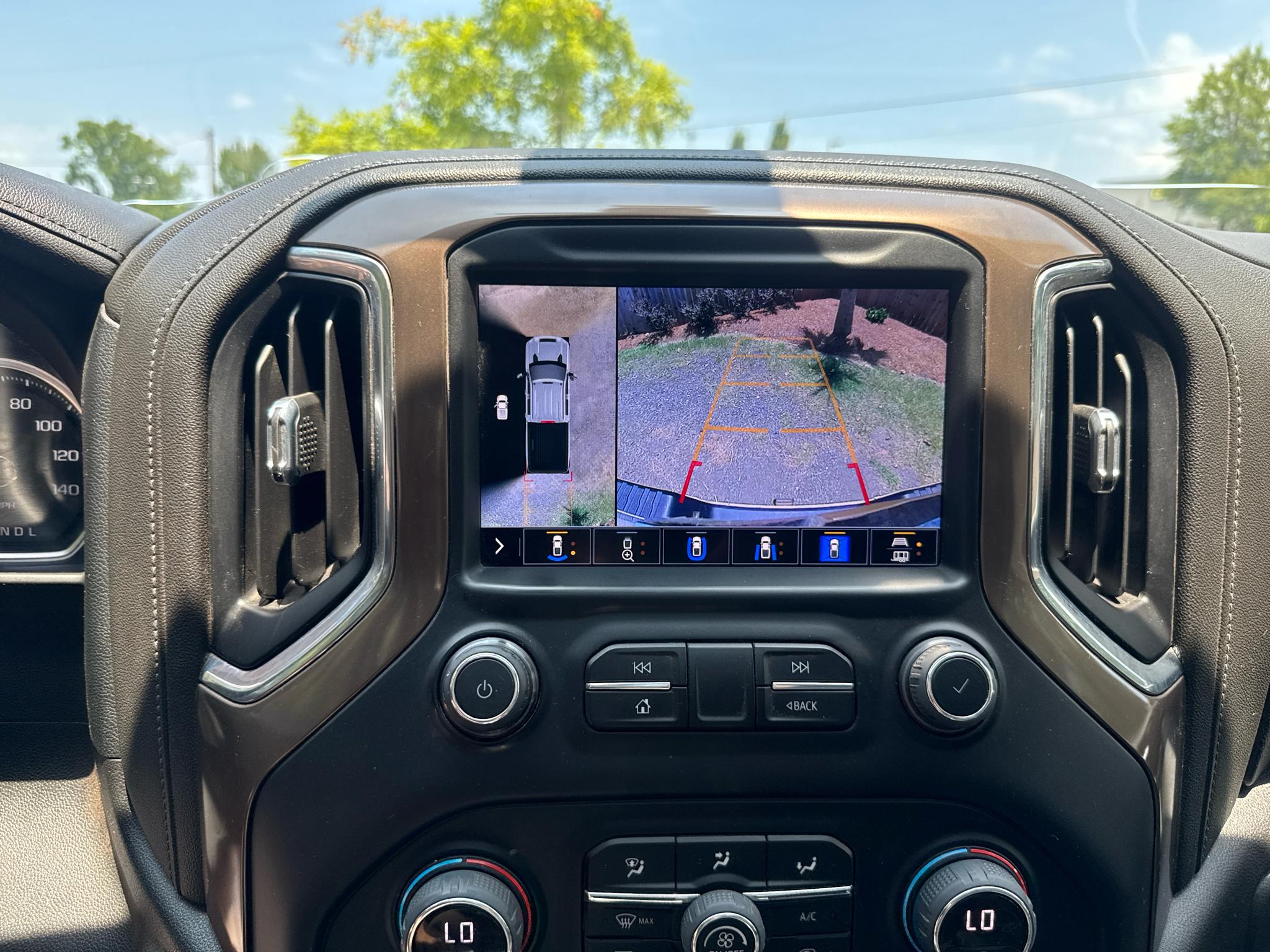 Chevrolet Silverado 2500HD 4WD Crew Cab 159" High Country 2022