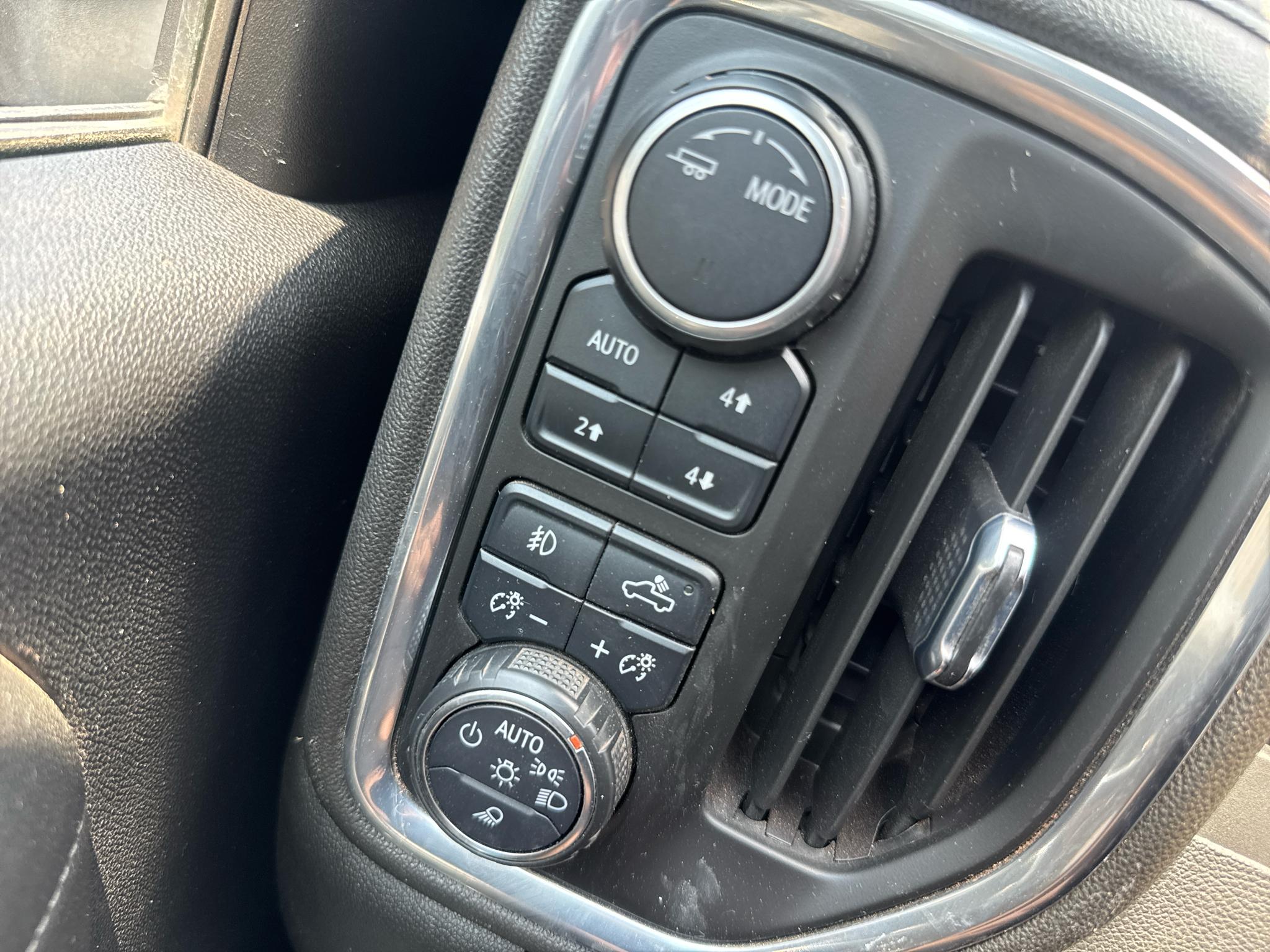 Chevrolet Silverado 2500HD 4WD Crew Cab 159" High Country 2022