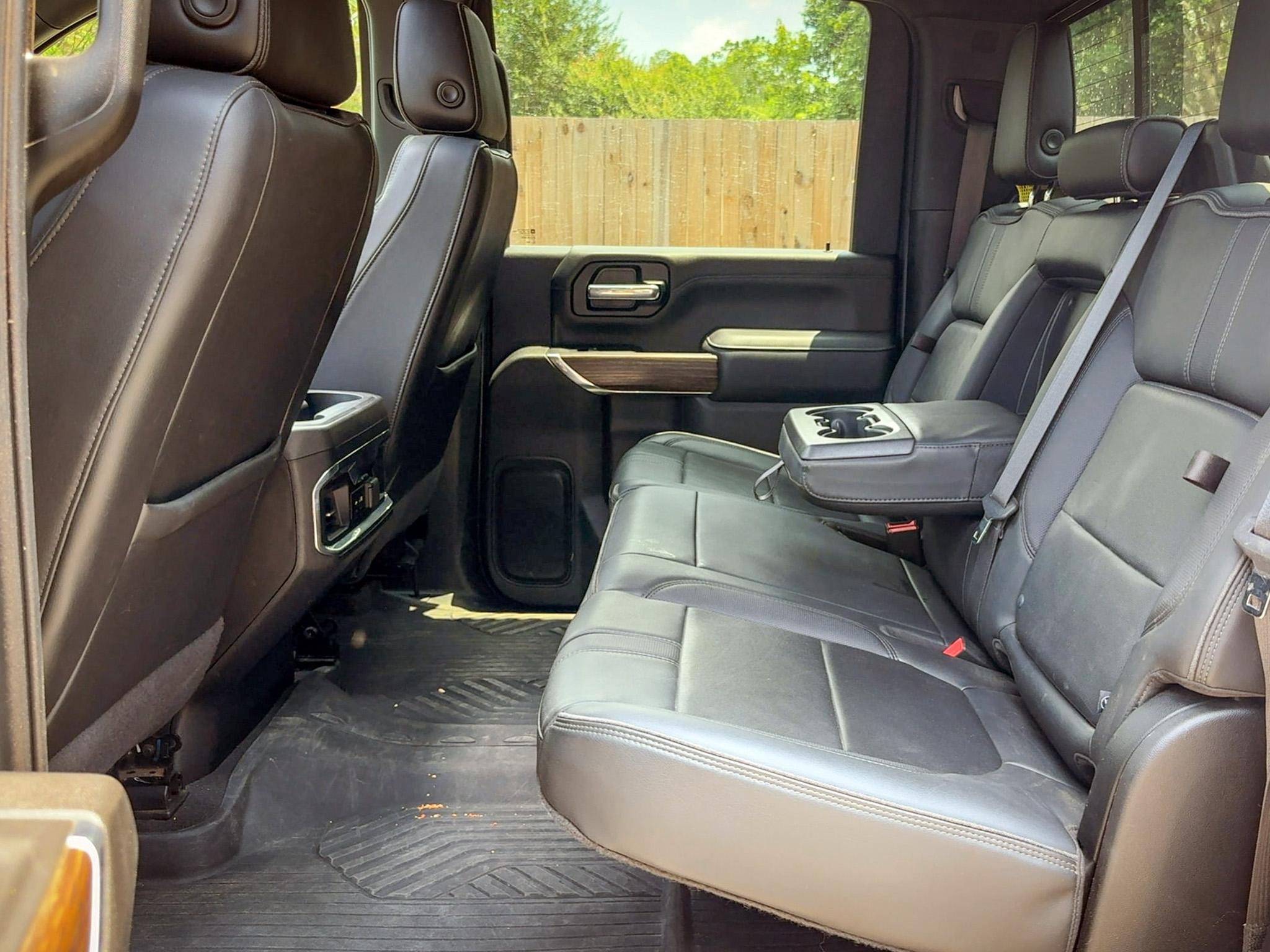 Chevrolet Silverado 2500HD 4WD Crew Cab 159" High Country 2022