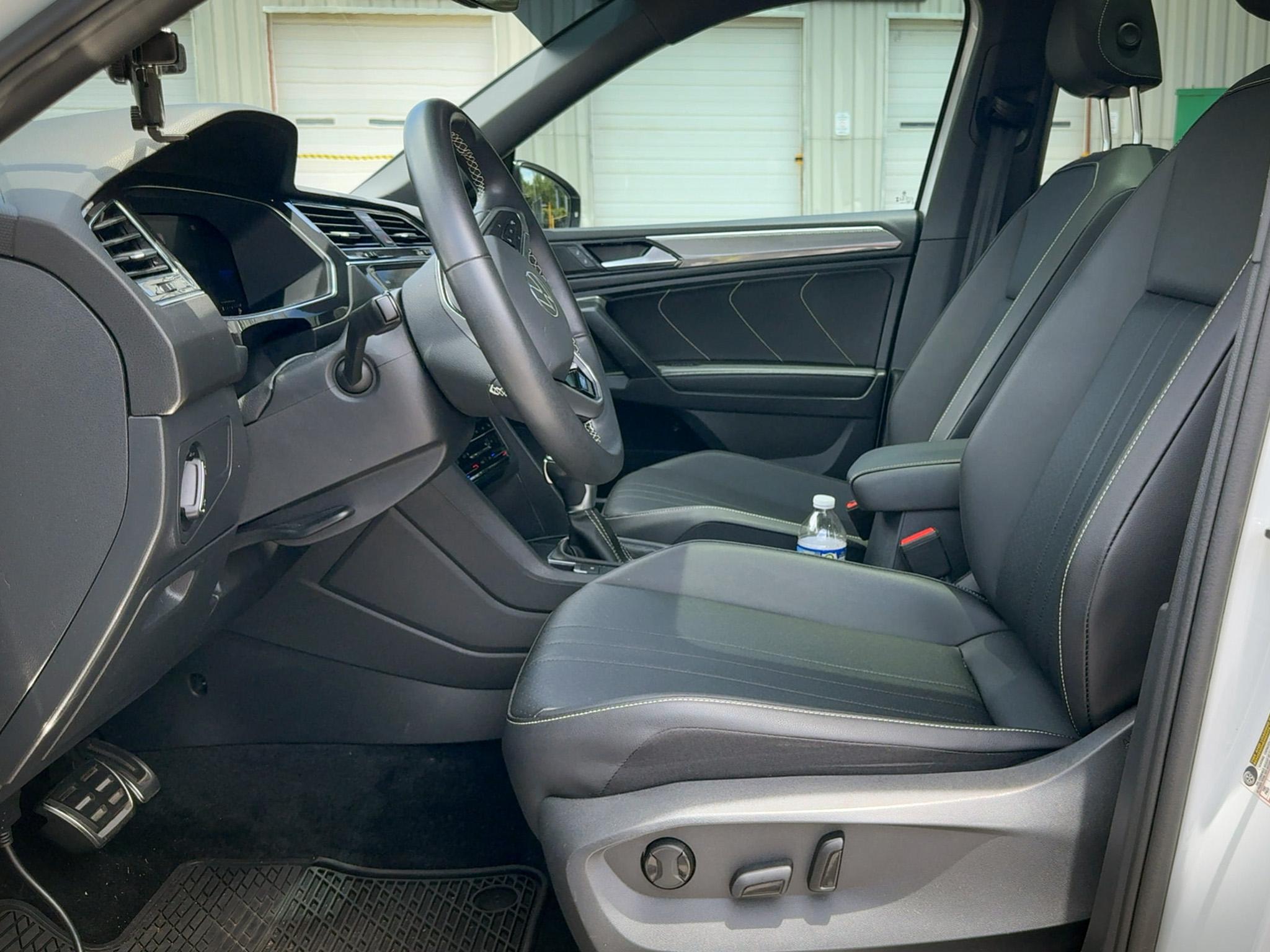 Volkswagen Tiguan 2.0T SE R-Line Black FWD 2023