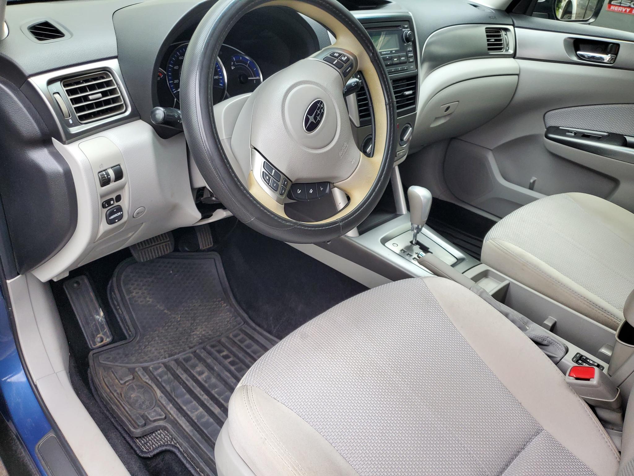 Subaru Forester 4dr Auto 2.5X Premium 2013