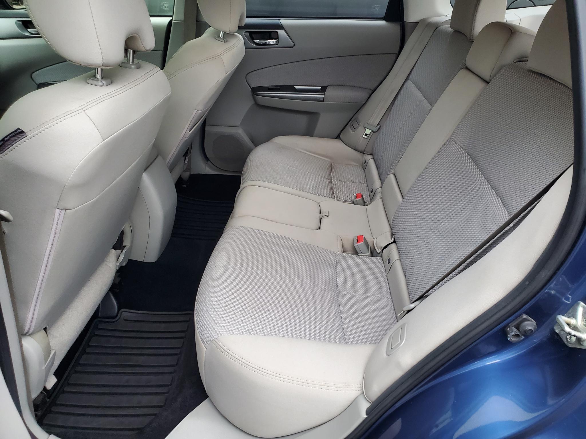 Subaru Forester 4dr Auto 2.5X Premium 2013