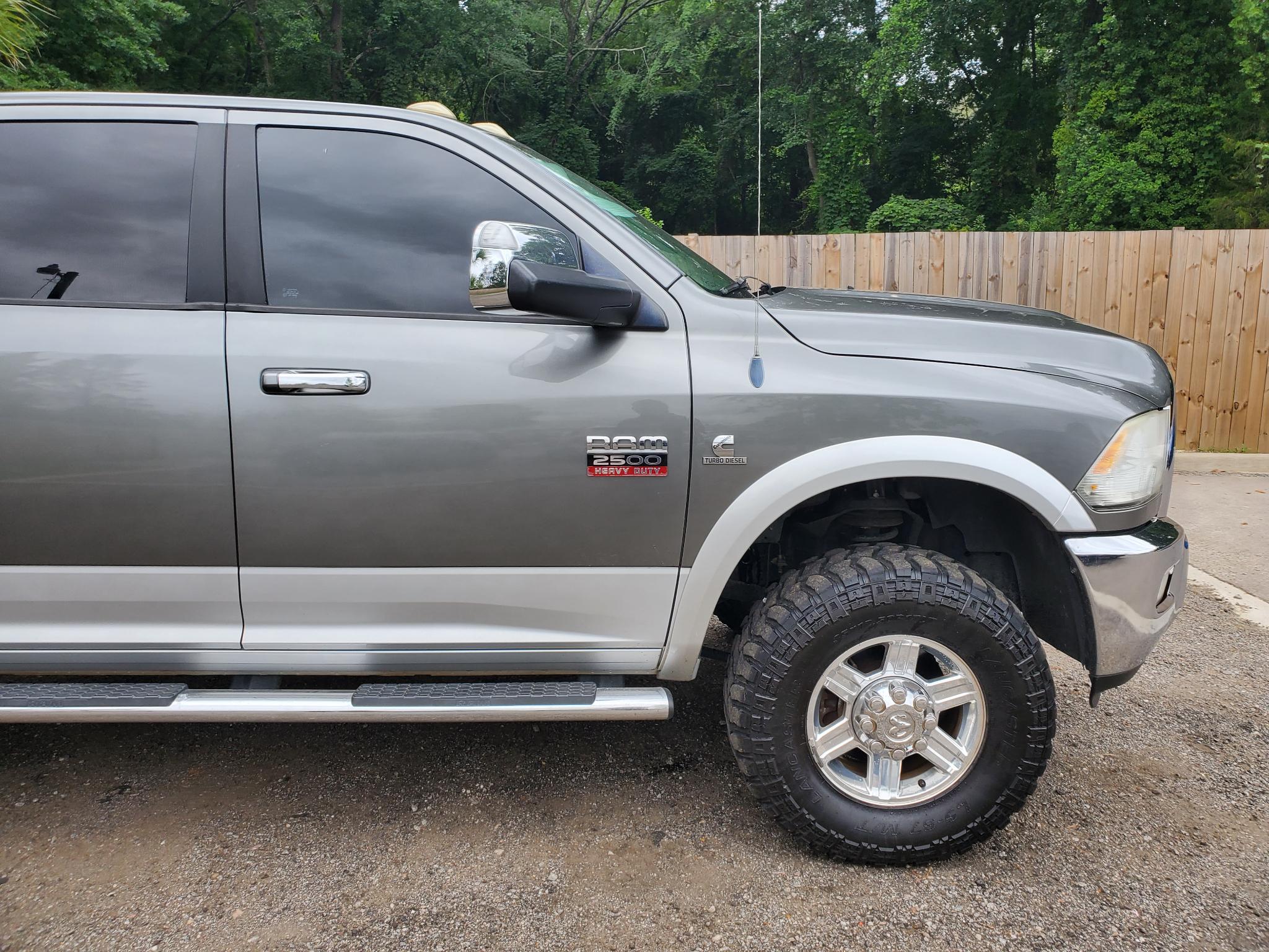 RAM 2500 4WD Crew Cab 149" Laramie 2012