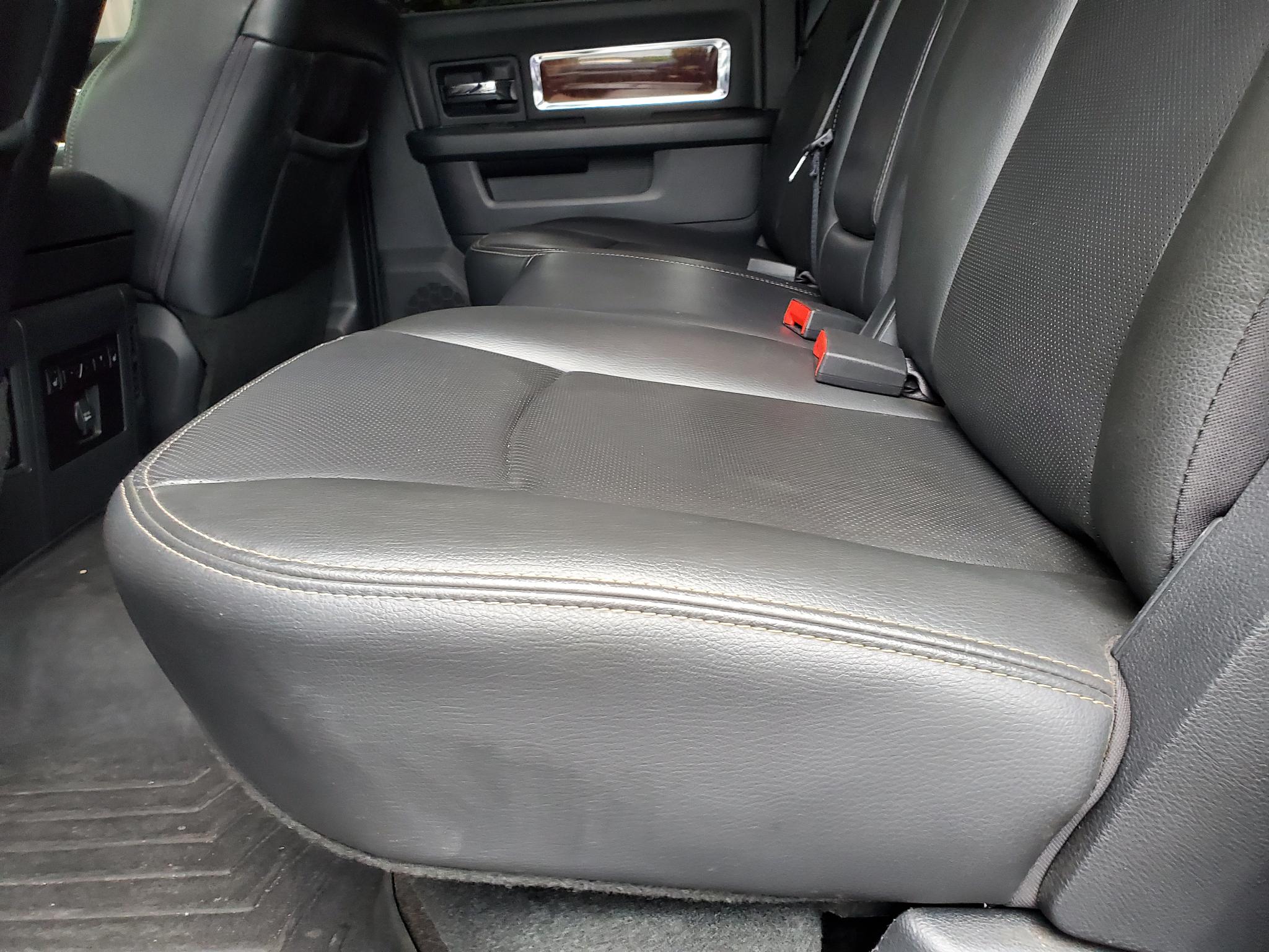 RAM 2500 4WD Crew Cab 149" Laramie 2012